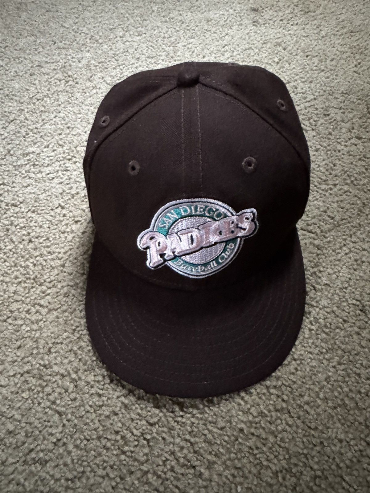 MLB VINTAGE Padres Fitted Size 28 - 6 Thumbnail