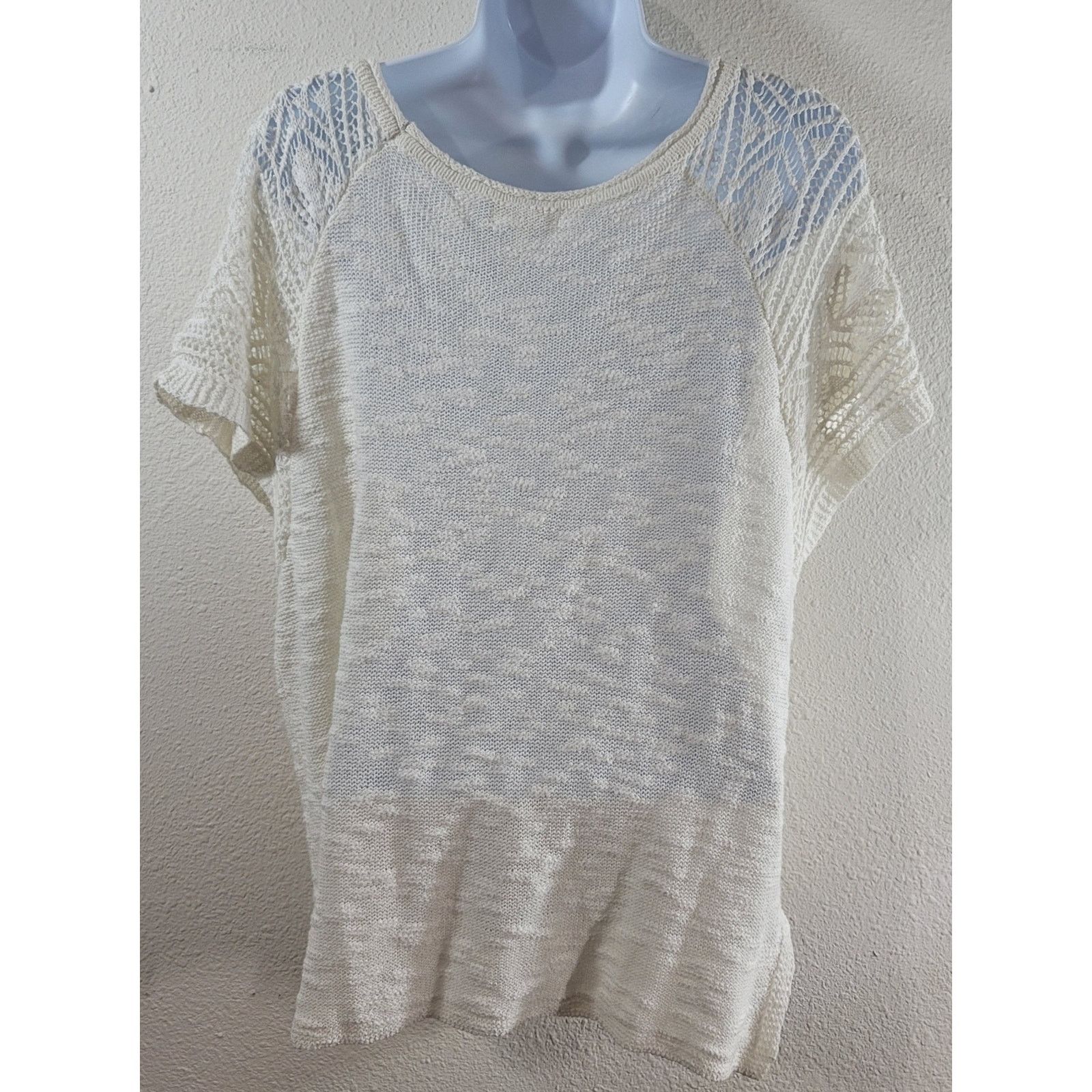 Other Maurices Cream Knit Scoop Neck Top Small Lightweight Crochet Size S / US 4 / IT 40 - 2 Thumbnail