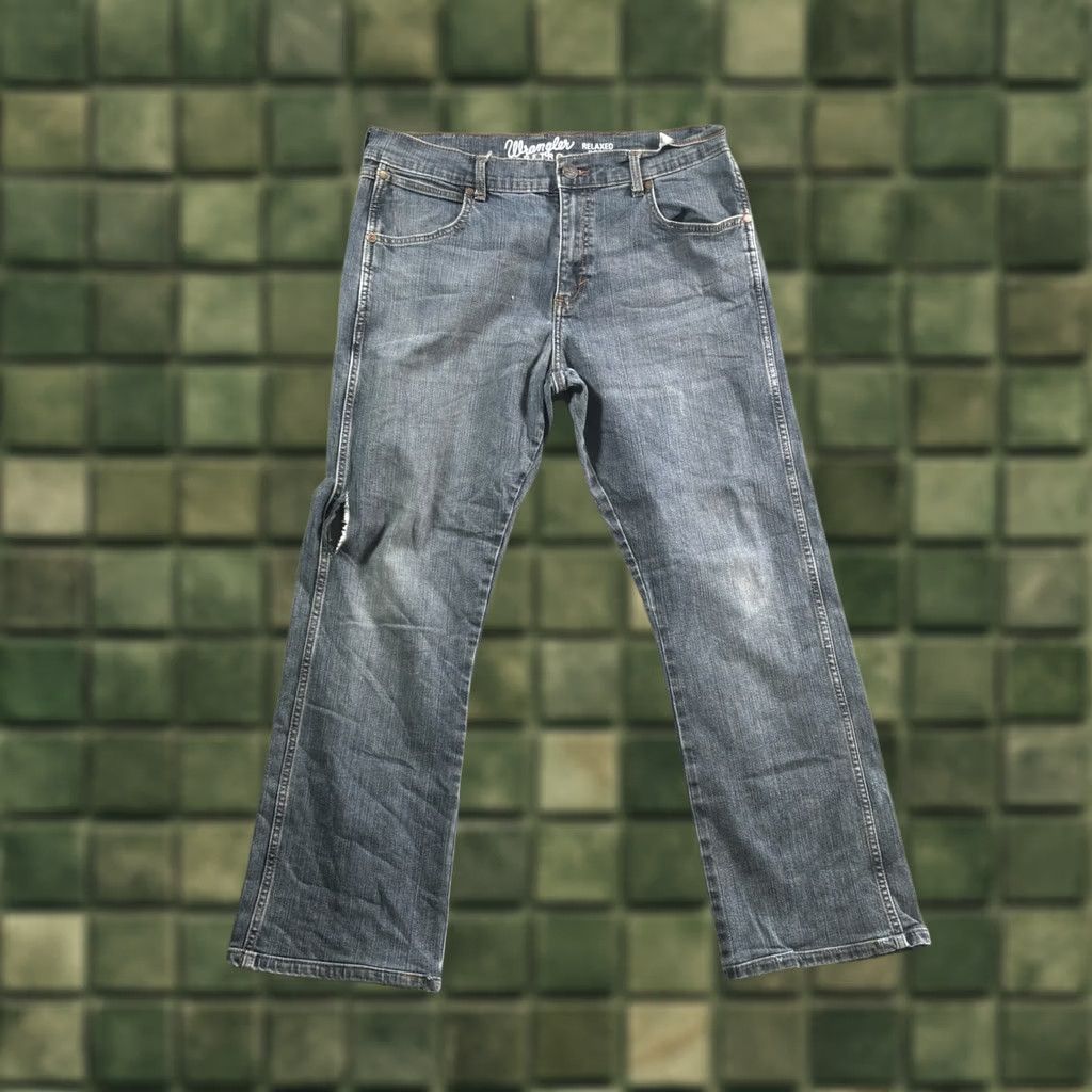 Wrangler Wrangler Retro Jeans Men's Cowboy Workwear Relaxed Bootcut 33x34 Denim Blue Distressed 5-Pocket Jeans Regular Mens Size US 33 - 1 Thumbnail