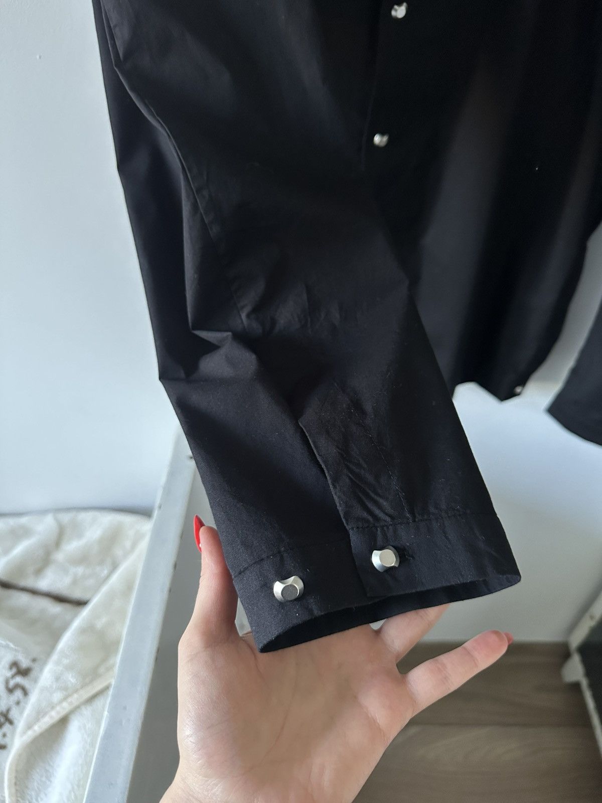 Other Black cotton shirt with chrome metal buttons Size 42R - 11 Thumbnail
