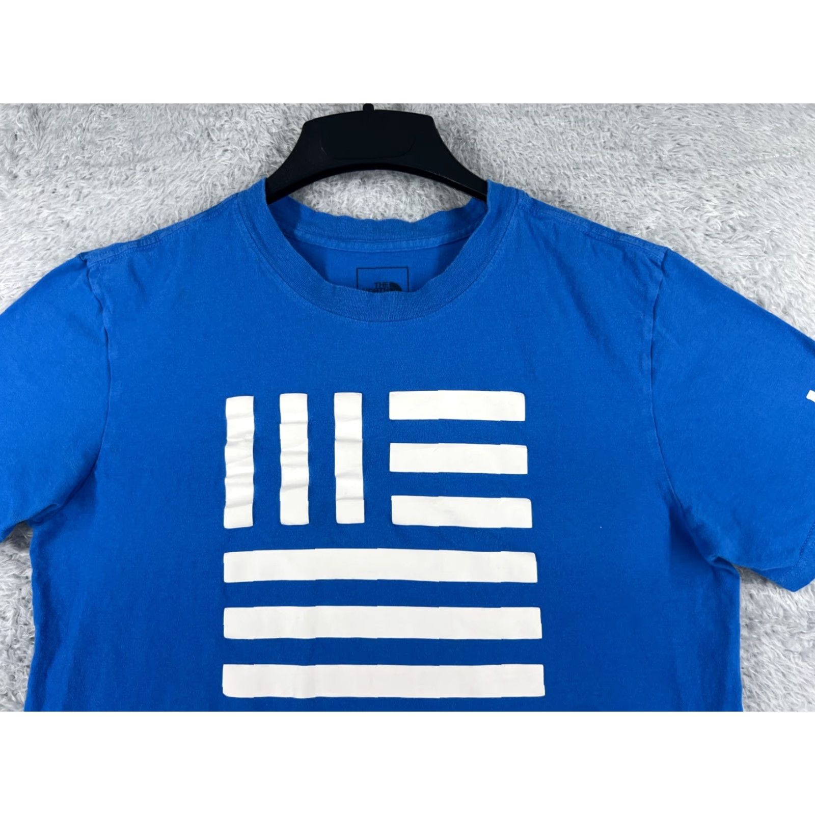 The North Face The North Face Shirt Men Medium Blue 100% Cotton USA Hero Graphic Flag Crew Neck Size US M / EU 48-50 / 2 - 4 Thumbnail