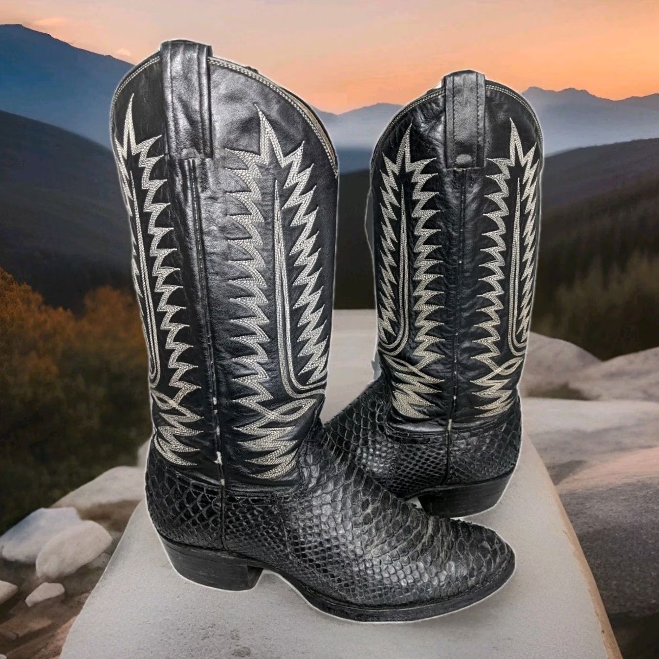 Vintage Cowtown Back Cut Python Skin Country Western Boots Mens 7.5 EE Wide Size US 8 / EU 41 - 2 Thumbnail