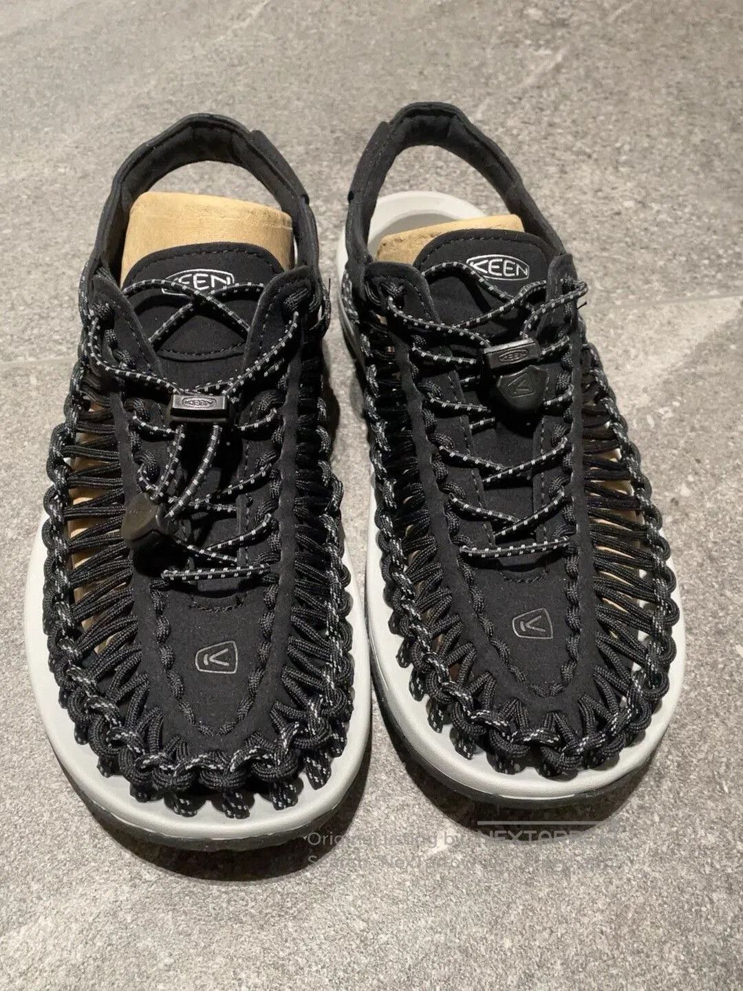 KEEN KEEN UNEEK Black Sandals for Outdoor Use. Size US 7.5 / EU 40-41 - 1 Thumbnail