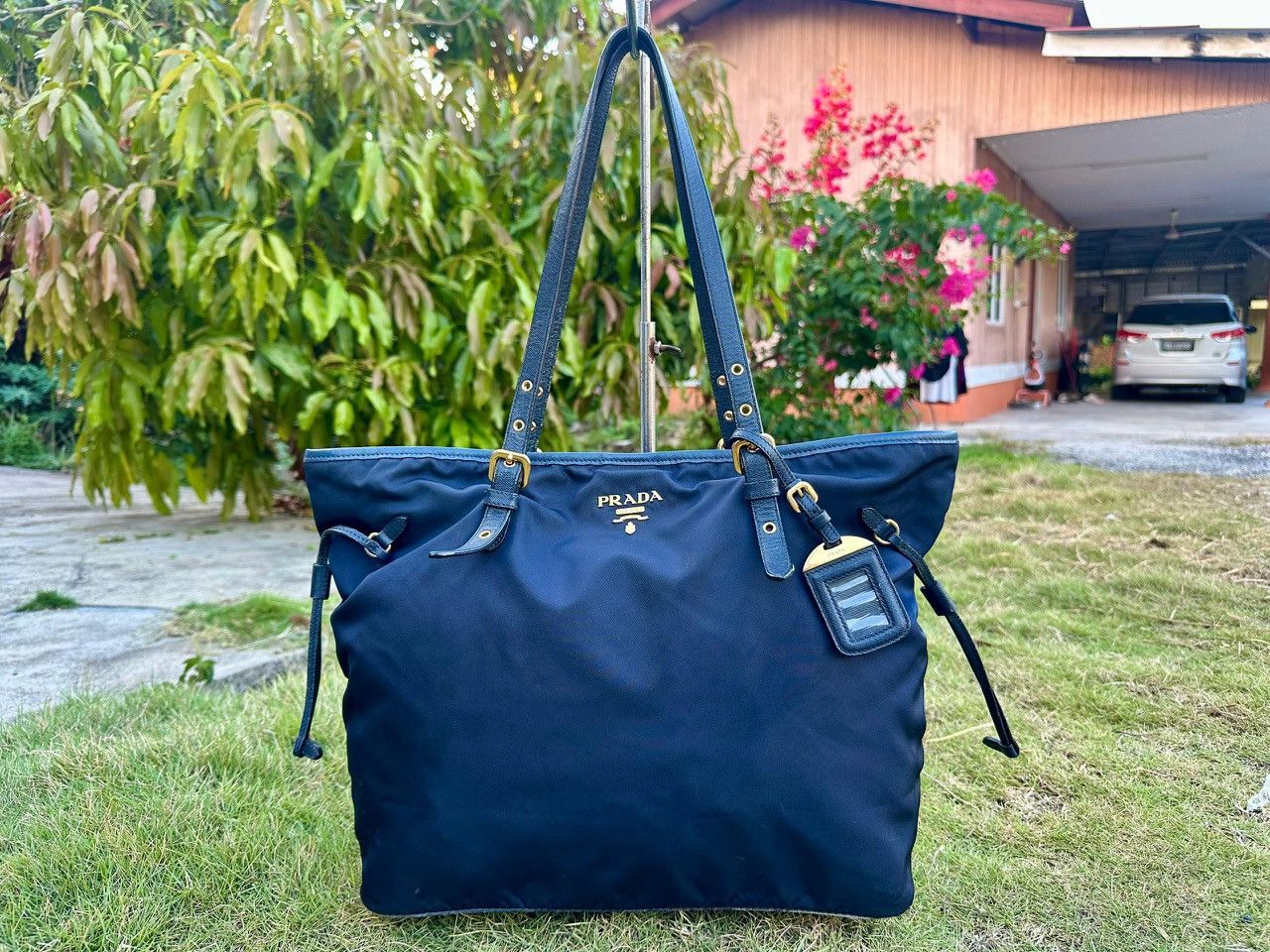 Prada Authentic Prada Bluette Tessuto Saffiano Shopping Tote Bag Size ONE SIZE - 1 Thumbnail