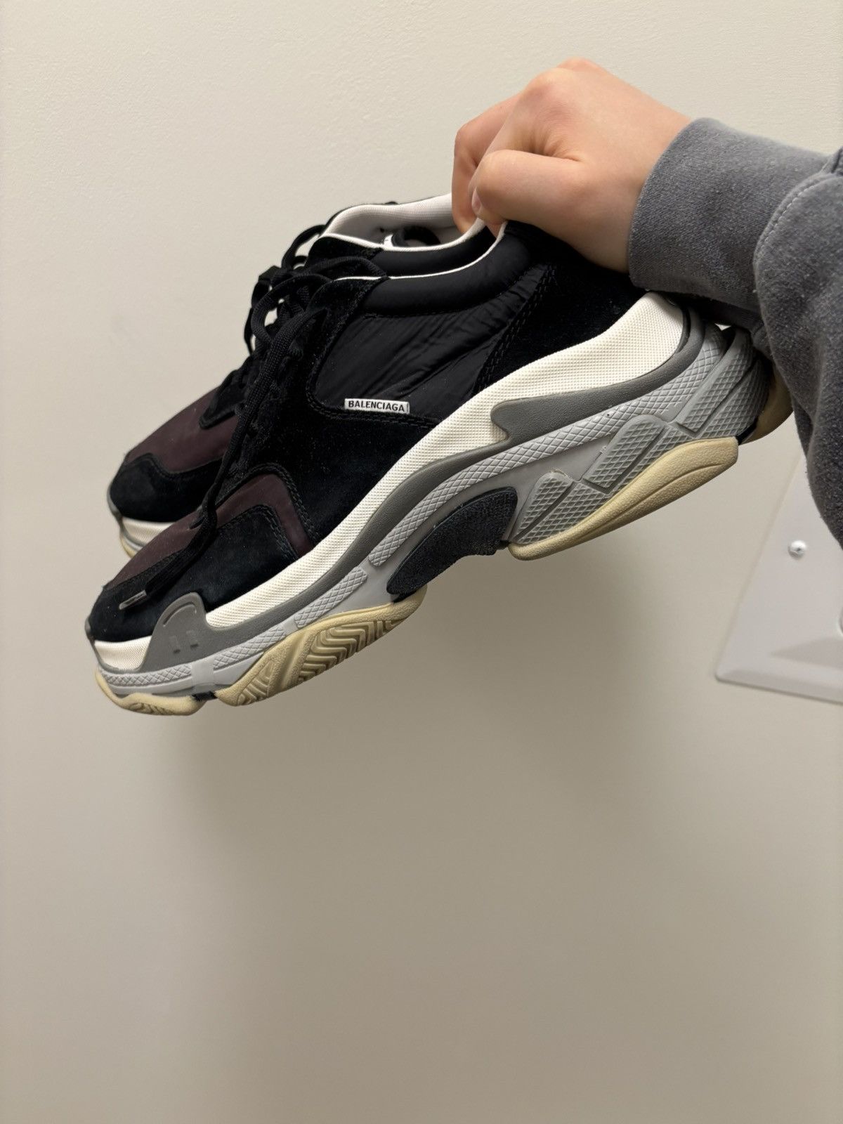 Balenciaga Balenciaga ‘Bordeaux’ Suede Triple S Size US 11 / EU 44 - 6 Thumbnail