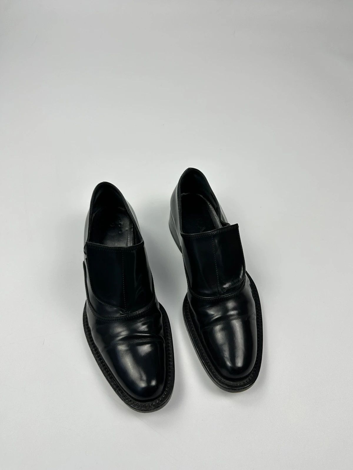 Prada Prada Milano 90s Black Vernis Scratch Loafer Dress Shoes Size US 6 / IT 36 - 5 Thumbnail