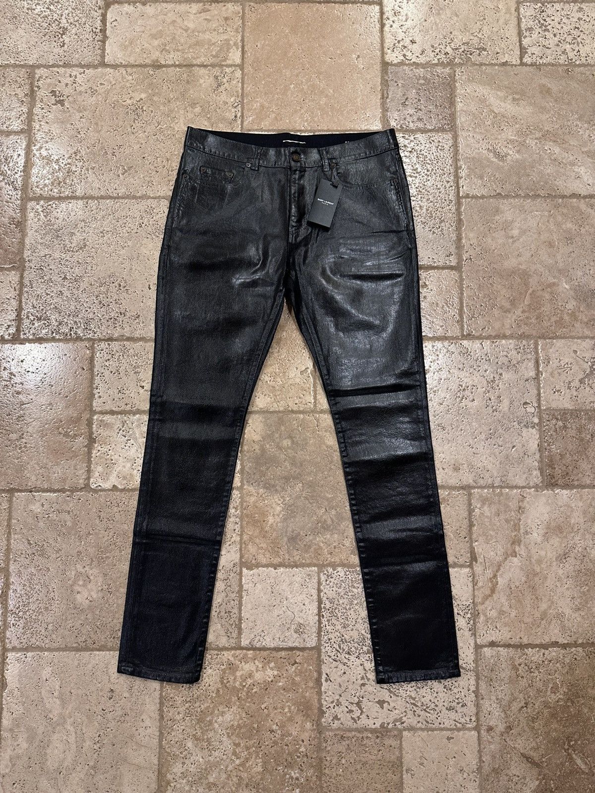 Saint Laurent Paris Saint Laurent Paris 2020 D24 Oil Coated Black Denim Size US 34 / EU 50 - 13 Thumbnail