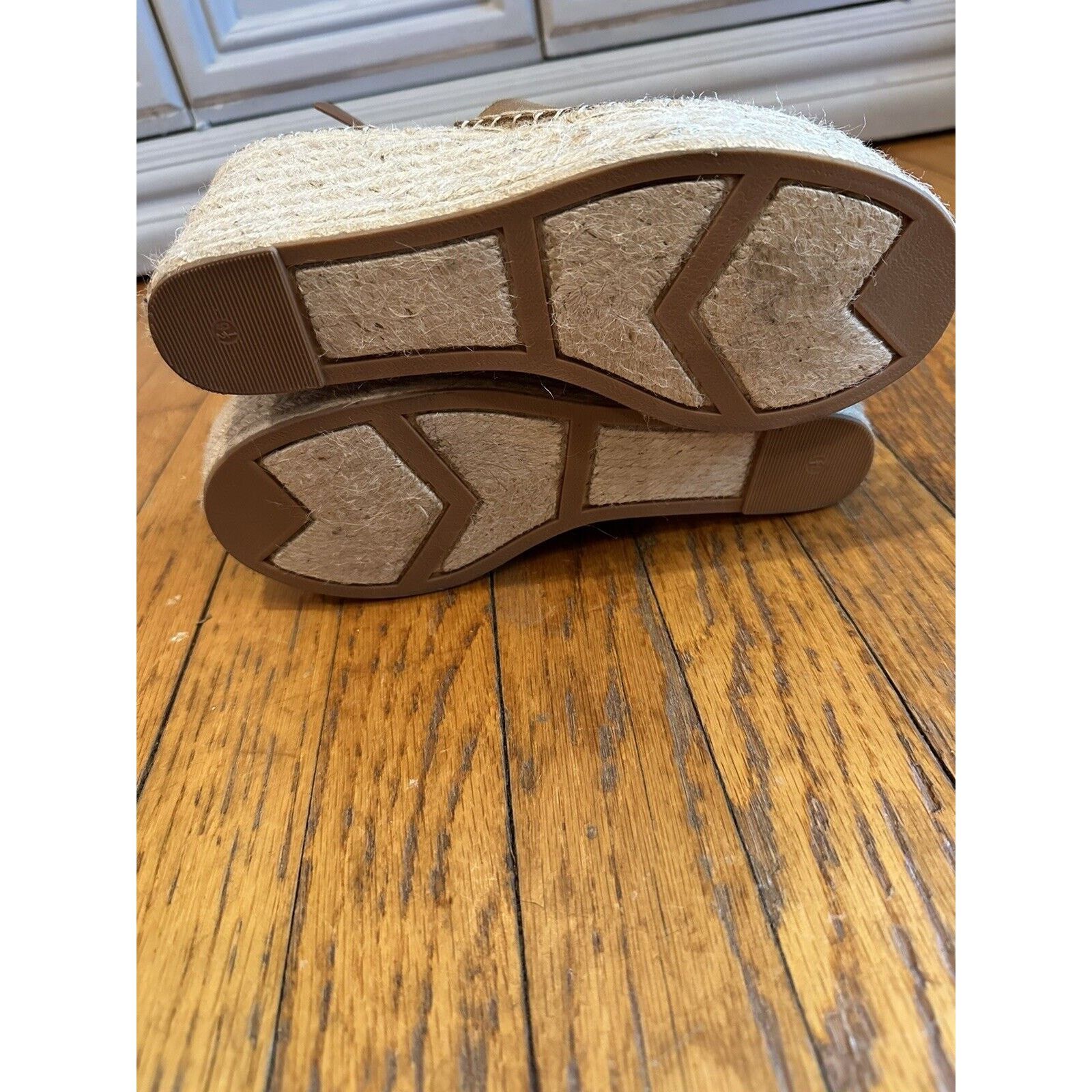 Marc Fisher Marc Fisher Adalyn Espadrille Wedge Sandals 9.5M EUC Brown Size US 9.5 / IT 39.5 - 7 Thumbnail