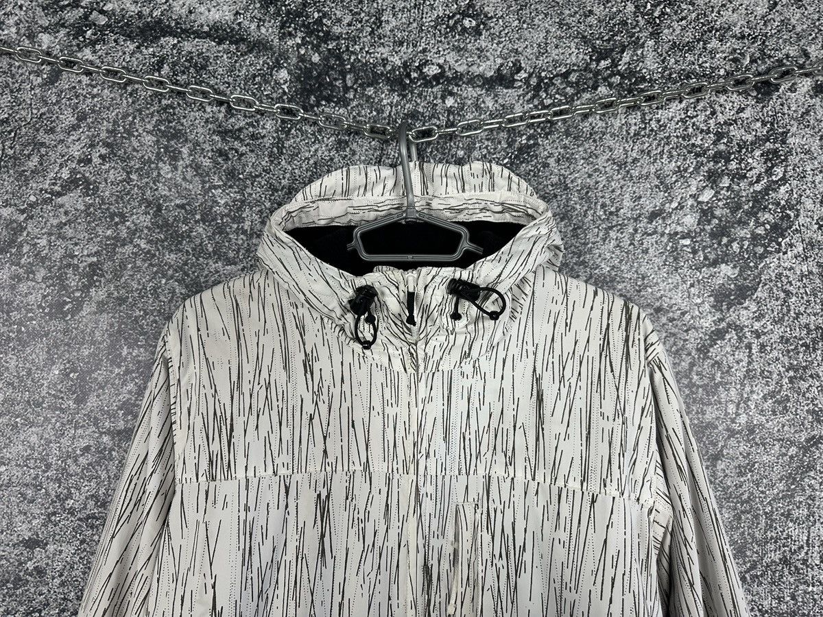 Carhartt Carhartt Crest Hooded Windbreaker Jacket Allover Print Rare Size US S / EU 44-46 / 1 - 2 Thumbnail