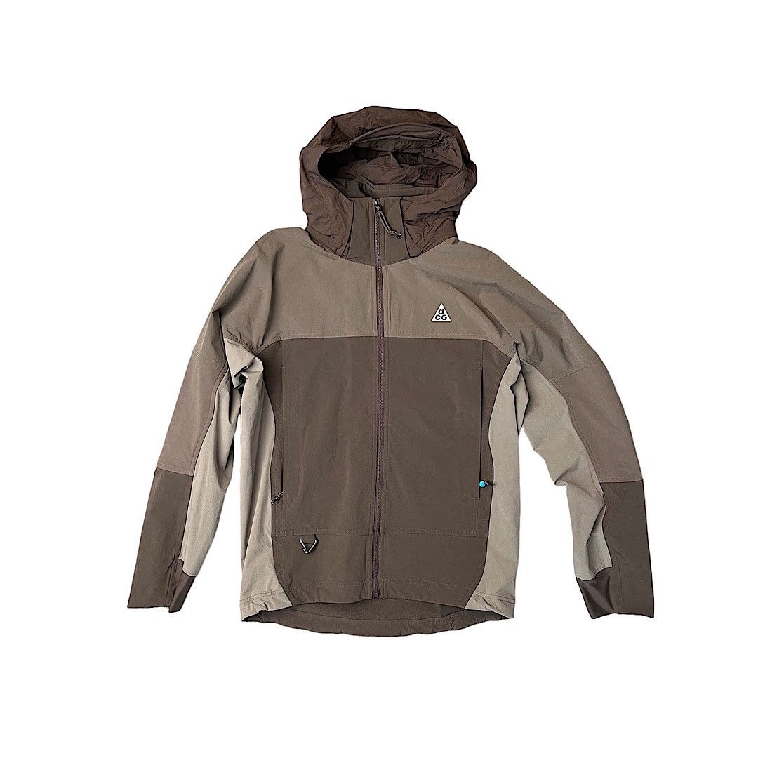 image of Nike Acg Khaki Brown Acg Sun Farer Nrg Ski Nylon Jacket, Men's (Size Small)