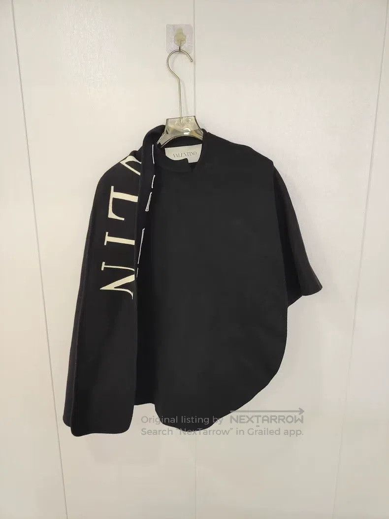 Valentino Valentino Alphabet shawl cape coat Size XXS / US 00 / IT 34 - 1 Thumbnail