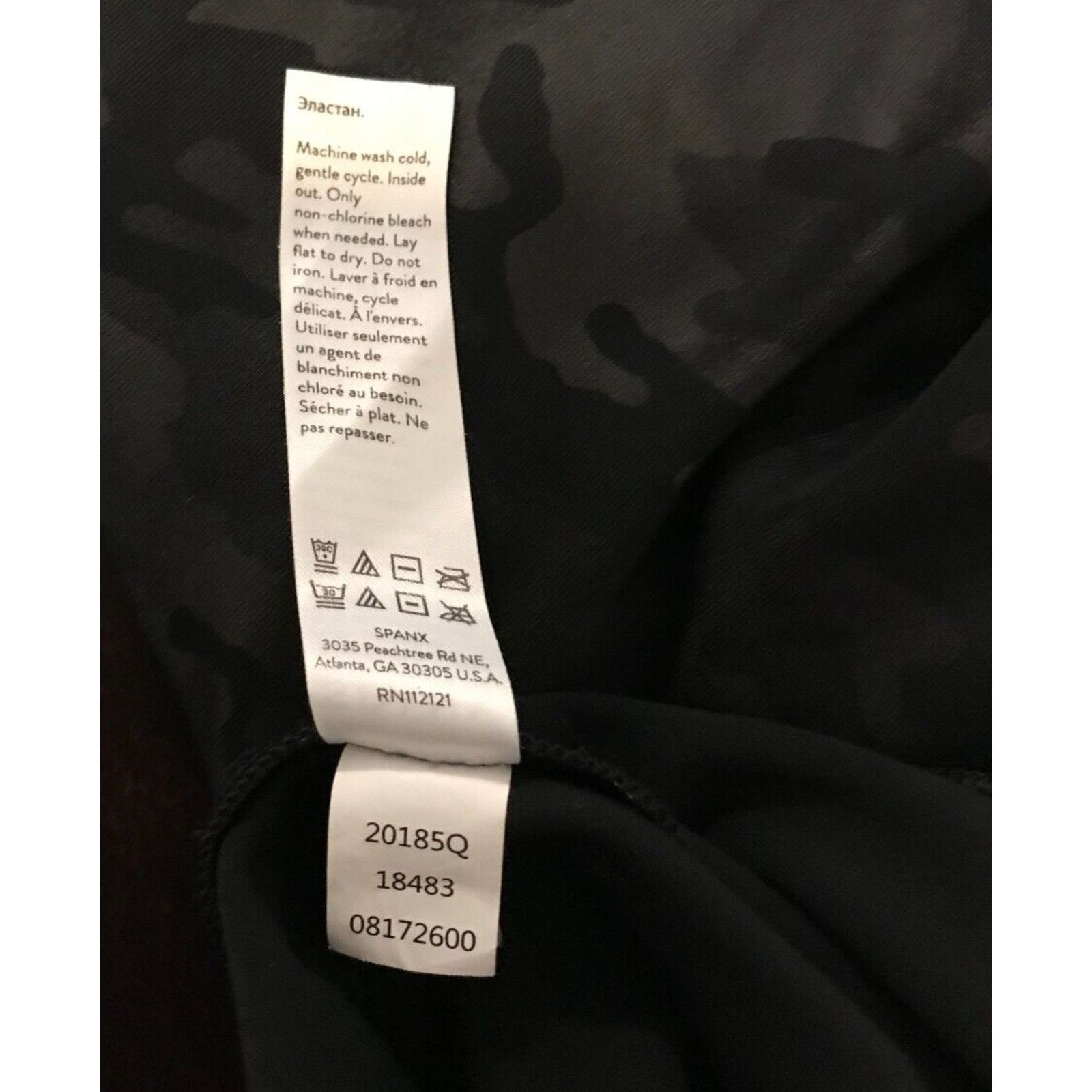 Spanx Spanx Faux Leather Camo Matte Black Leggings Size 27" / US 4 / IT 40 - 11 Thumbnail