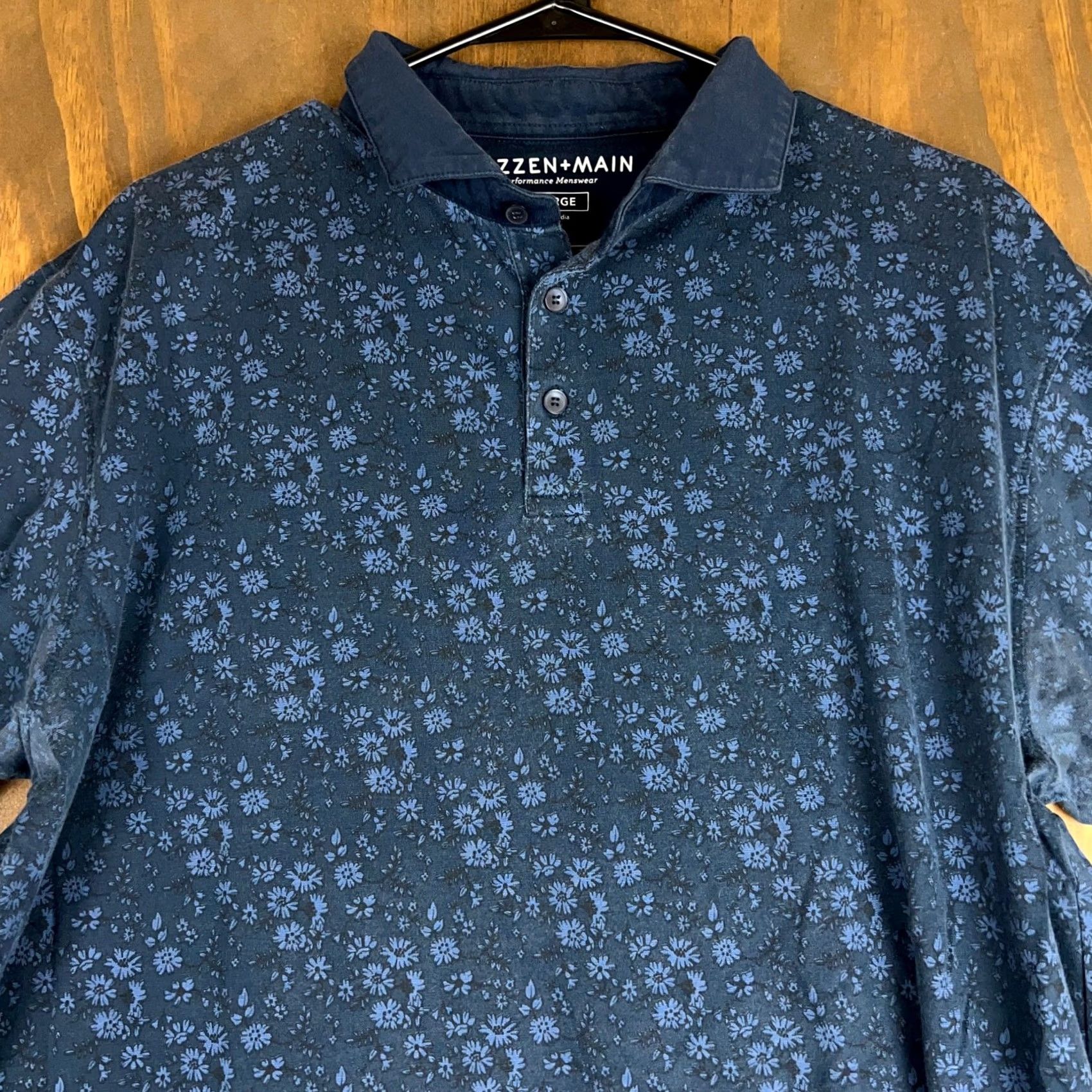 Mizzen+Main Mizzen + Main Mens Shirt Blue Floral Performance Polo XXL Shirt Short Sleeve Button-Down 2XL Athletic Golf Casual All Seasons Menswear Size US XXL / EU 58 / 5 - 2 Thumbnail