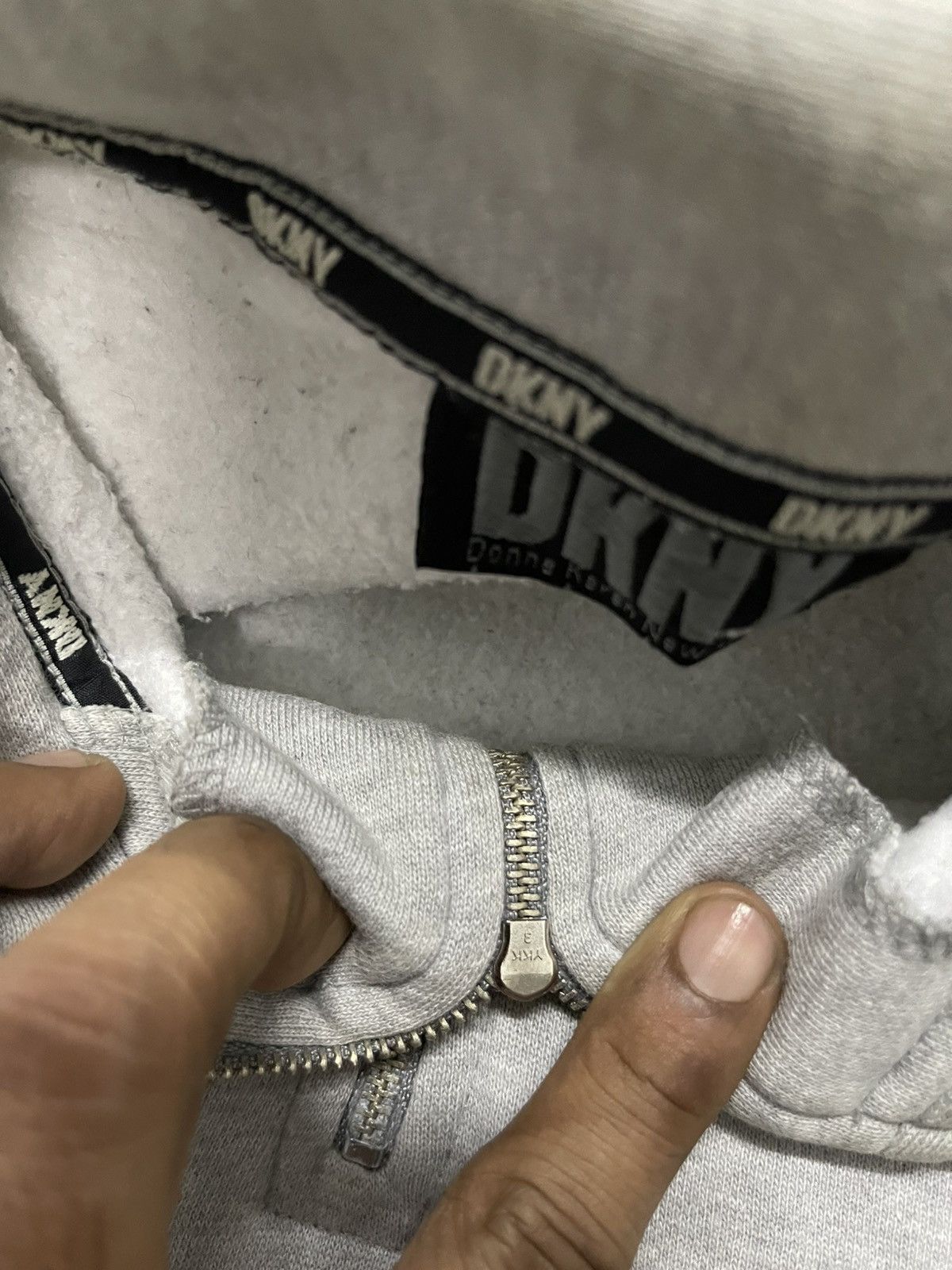 DKNY × Designer × Vintage 90s DKNY HALF ZIPPER SPELL OUT SWEATSHIRT RARE Size US L / EU 52-54 / 3 - 10 Thumbnail