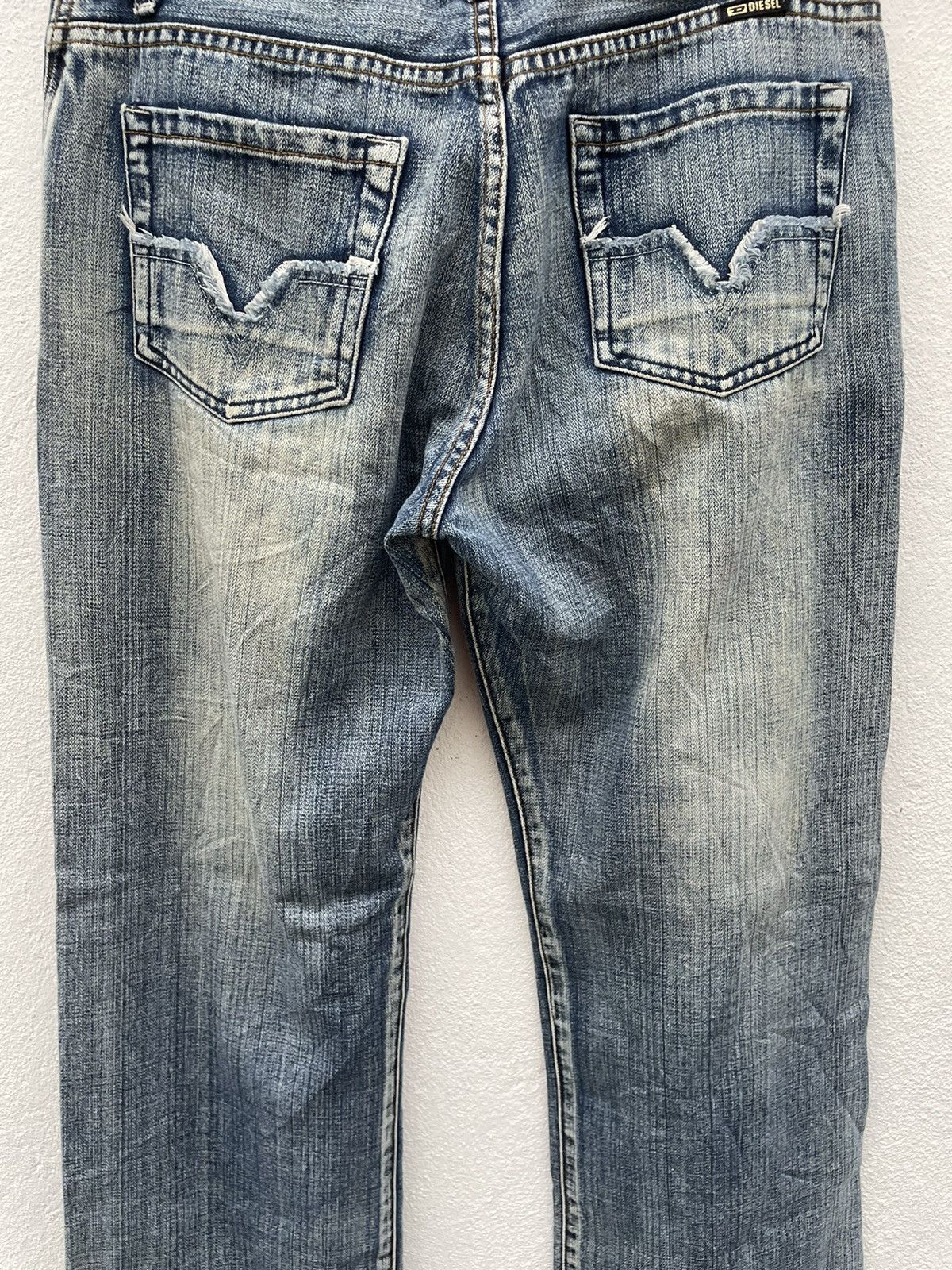Diesel × Vintage Vintage Diesel Wide Lose Jeans Size US 32 / EU 48 - 10 Thumbnail