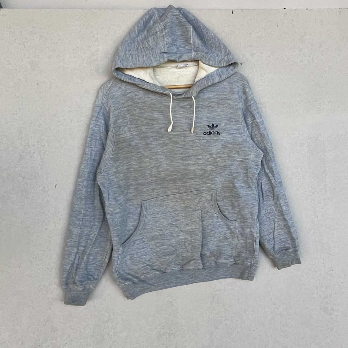 Other Vintage Adidas Small Embroidery Grey Pullover Jumper Size M Size US M / EU 48-50 / 2 - 3 Thumbnail