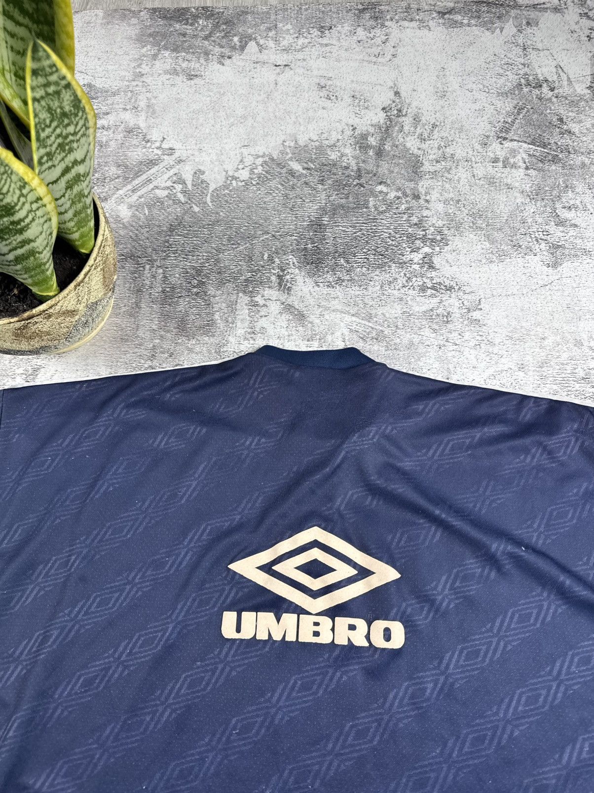 Umbro UMBRO 90S PRO TRAINING 1994/1996 FOOTBALL JERSEY SHIRT TEE Size US M / EU 48-50 / 2 - 17 Thumbnail