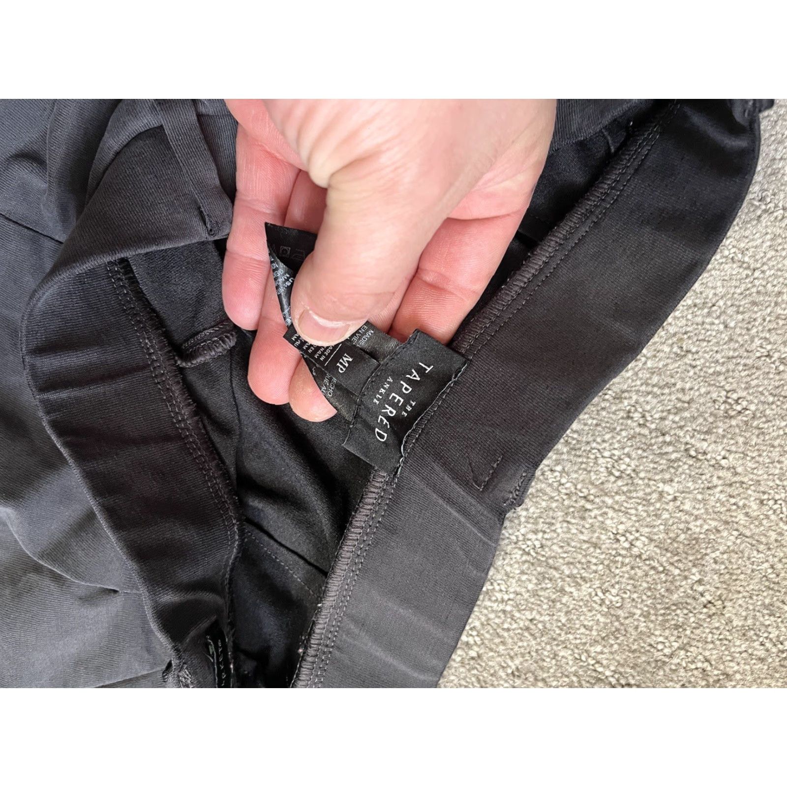 White House Black Market White House Black Market The Tapered Ankle Pants PM Black Size 32" / US 10 / IT 46 - 5 Thumbnail