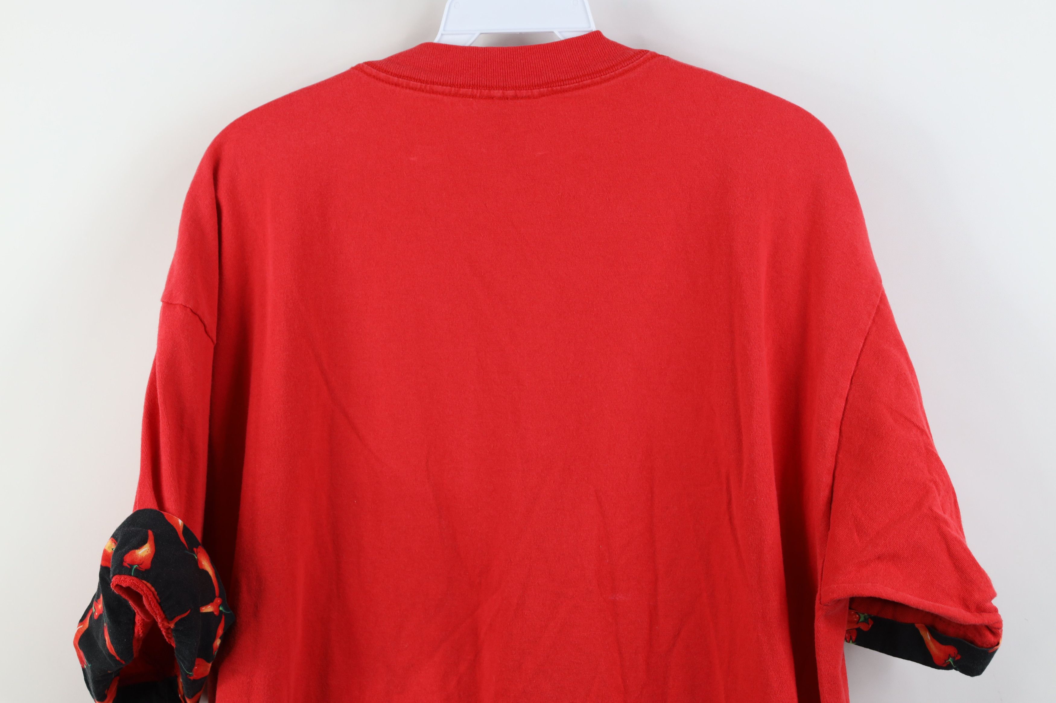 Vintage Vintage 90s Streetwear Hot Chili Peppers Pocket T-Shirt USA Size US XL / EU 56 / 4 - 15 Thumbnail