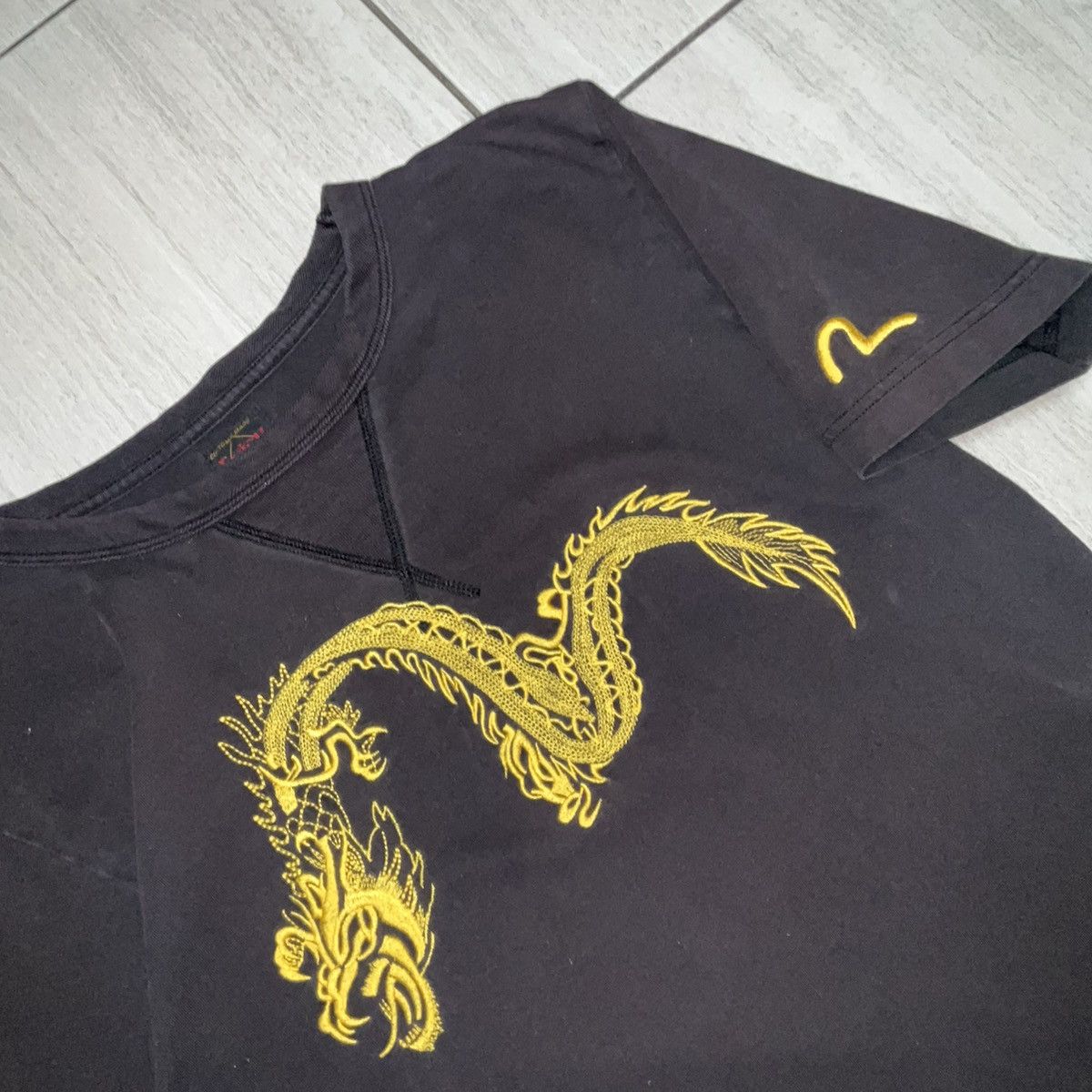 Evisu Evisu Embroidered Dragon T-shirt Size US M / EU 48-50 / 2 - 2 Thumbnail
