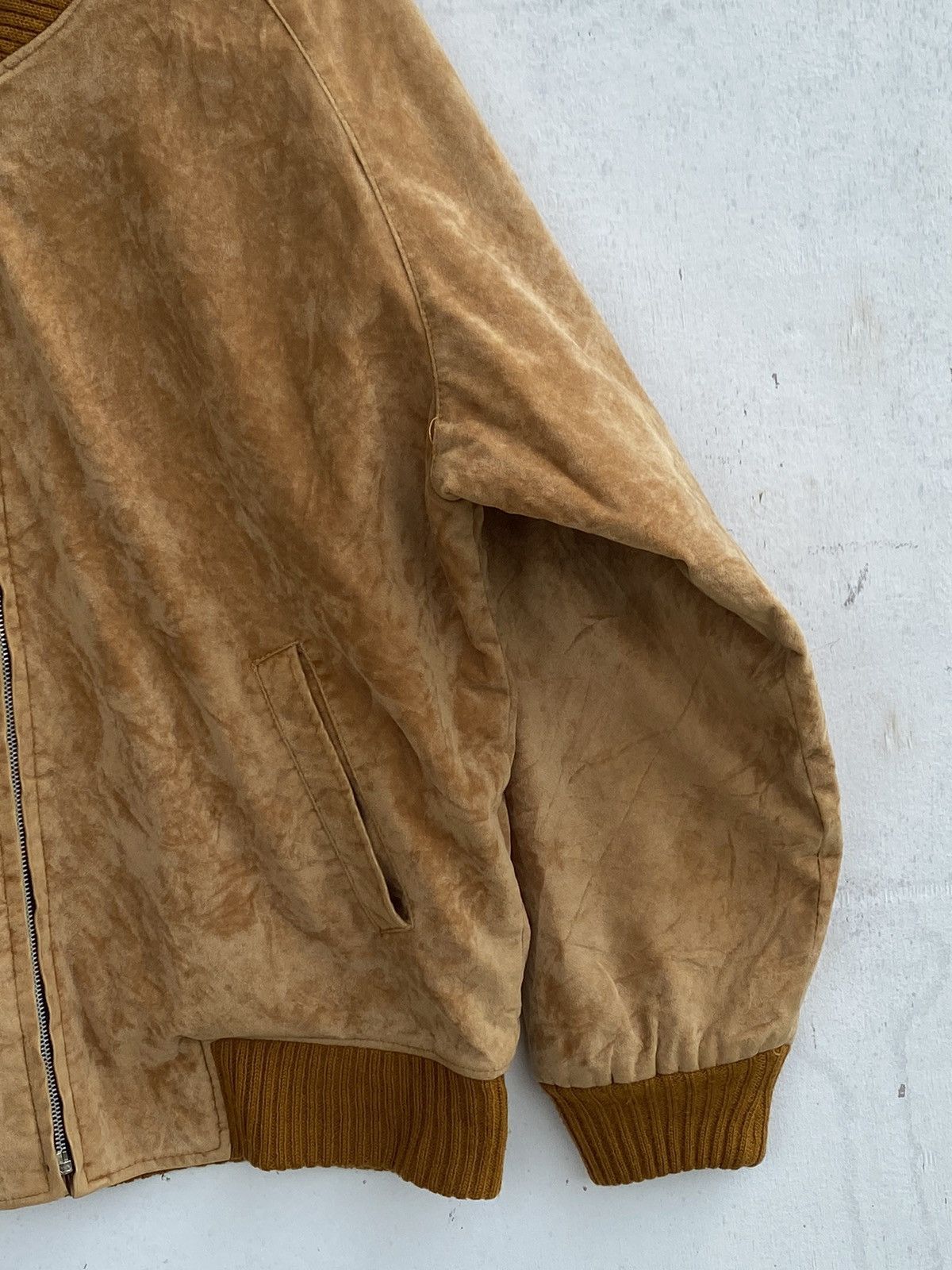 Japanese Brand × Vintage Vintage Japanese Brand Fur Skin Bomber jacket Size US L / EU 52-54 / 3 - 8 Thumbnail