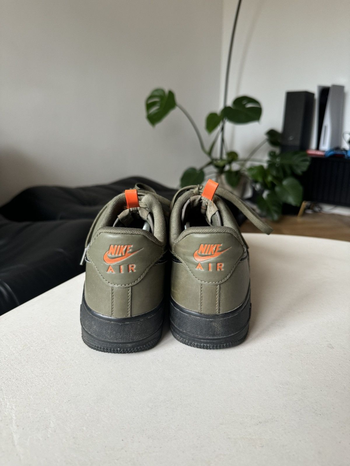 Nike Nike Air Force 1 Low Military Green 2019 Sneakers Hype Rare Size US 9.5 / EU 42-43 - 3 Thumbnail