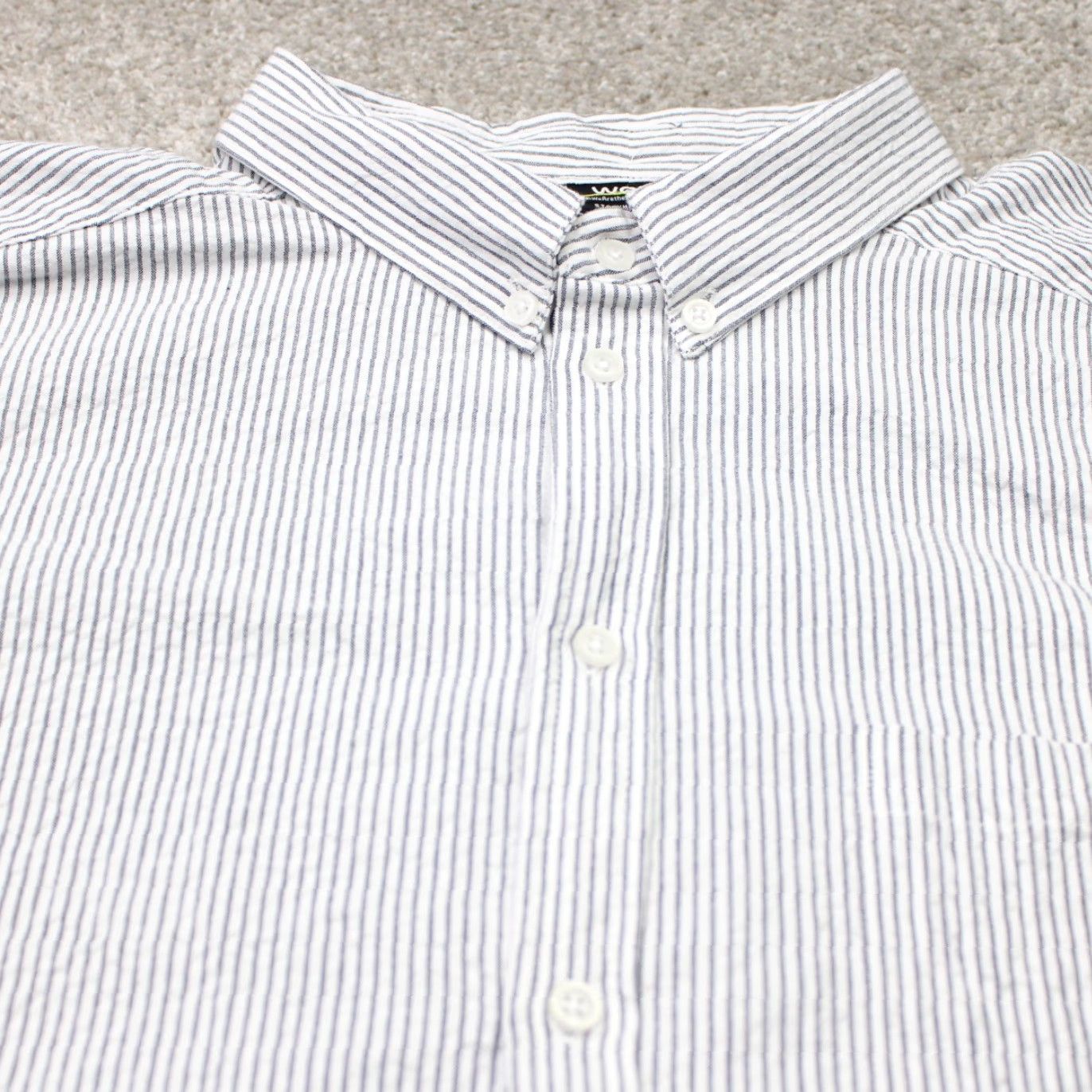 WeSC WESC Shirt Unisex Mens 2XL Womens 3XL White/Black Oden Seersucker Short Sleeve Button-Up Collared Casual Size XXL / US 16-18 / IT 52-54 - 5 Thumbnail