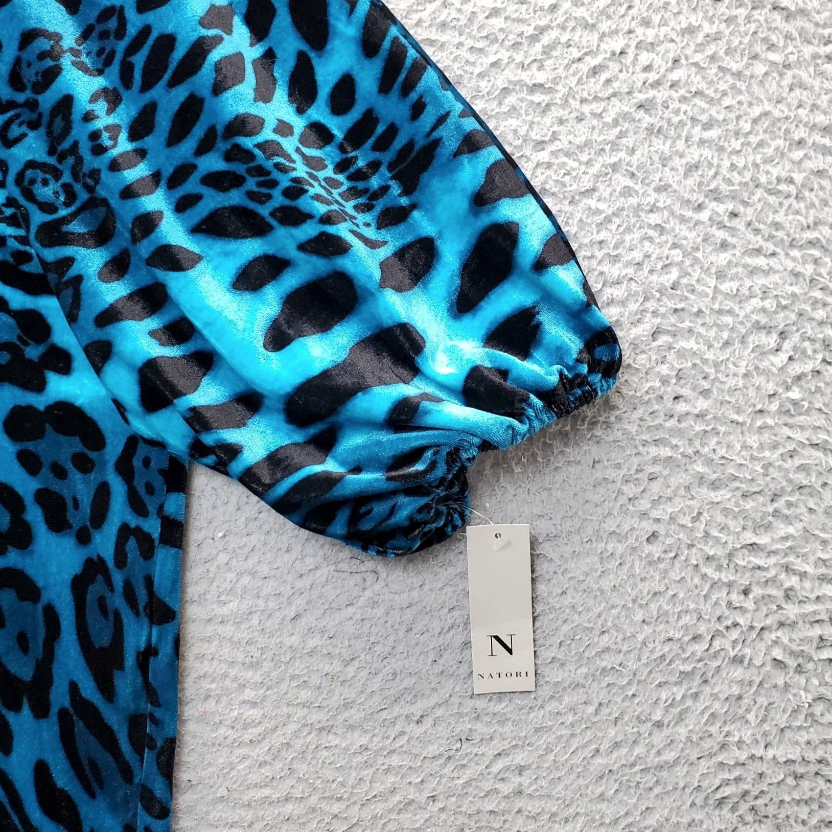 Vintage Natori Dress Womens L Multi Animal Print Velour Stretch Dolman Sleeve Pullover Size L / US 10 / IT 46 - 4 Thumbnail