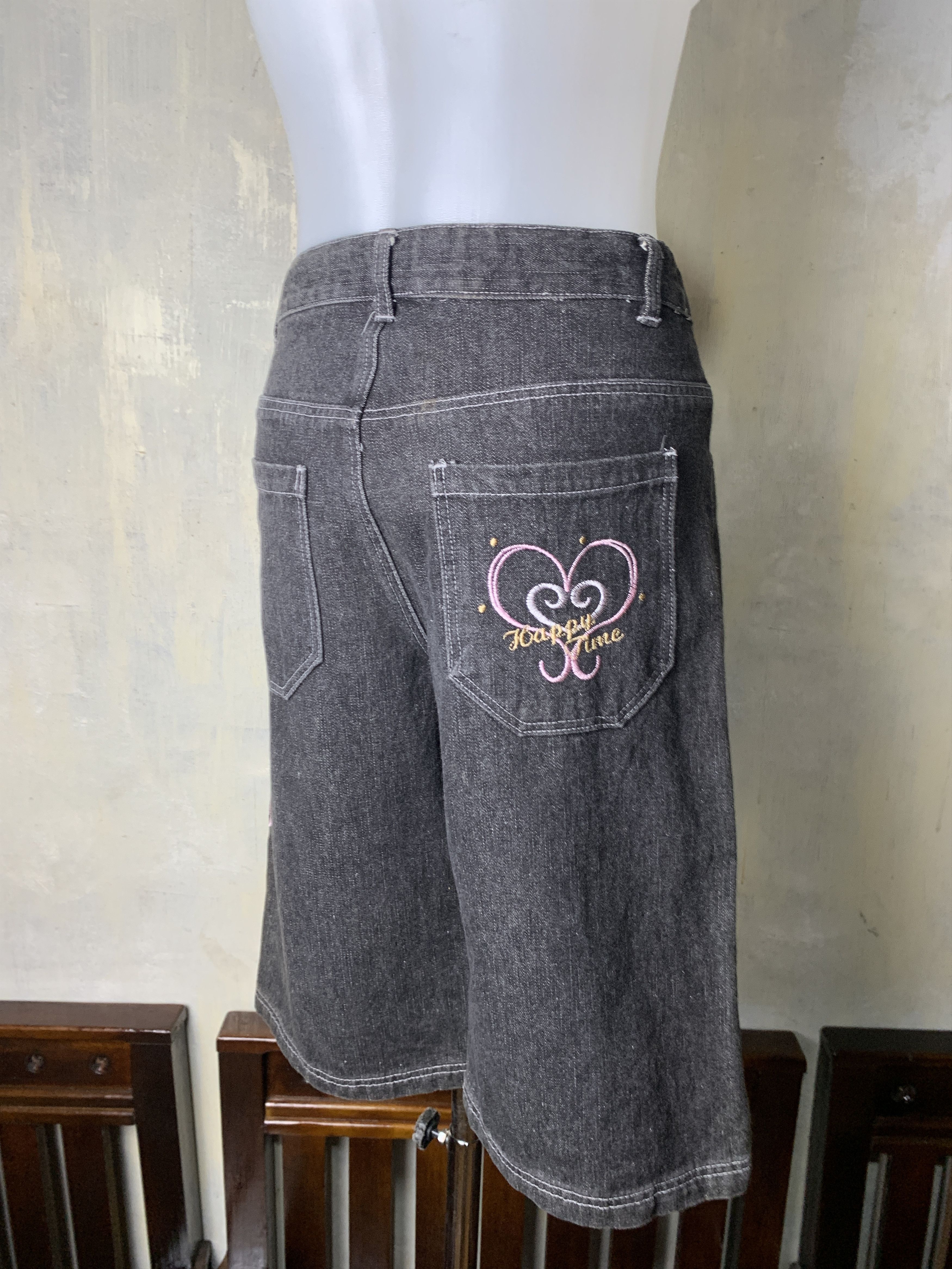 Japanese Brand Happy Time Dark Gray Embroidered Jorts (26) Size 26" / US 2 / IT 38 - 3 Thumbnail