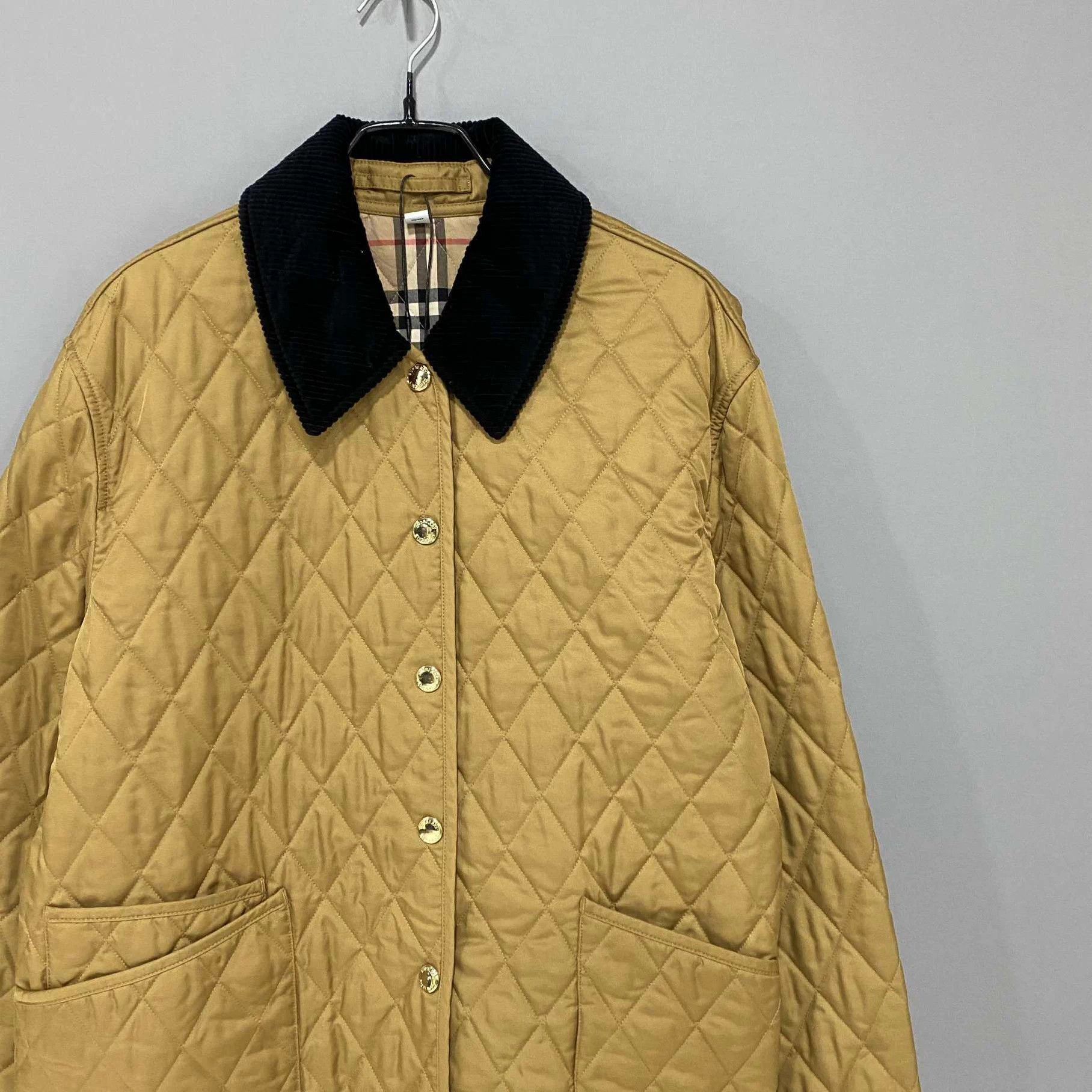 Burberry Burberry quilted gold puffer jacket L Size US L / EU 52-54 / 3 - 2 Thumbnail