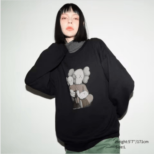 Japanese Brand Uniqlo X KAWS LONG SLEEVE SWEATSHIRT Size US S / EU 44-46 / 1 - 7 Thumbnail