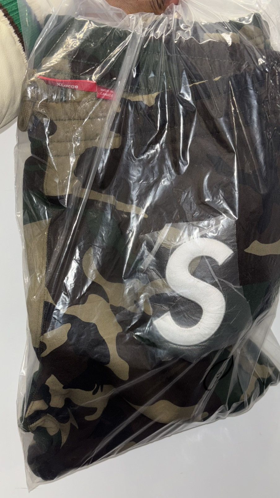 Supreme Supreme® “S Logo” Sweatpants, Woodland Camo (XL) [F/W 2025] Size US 36 / EU 52 - 5 Thumbnail