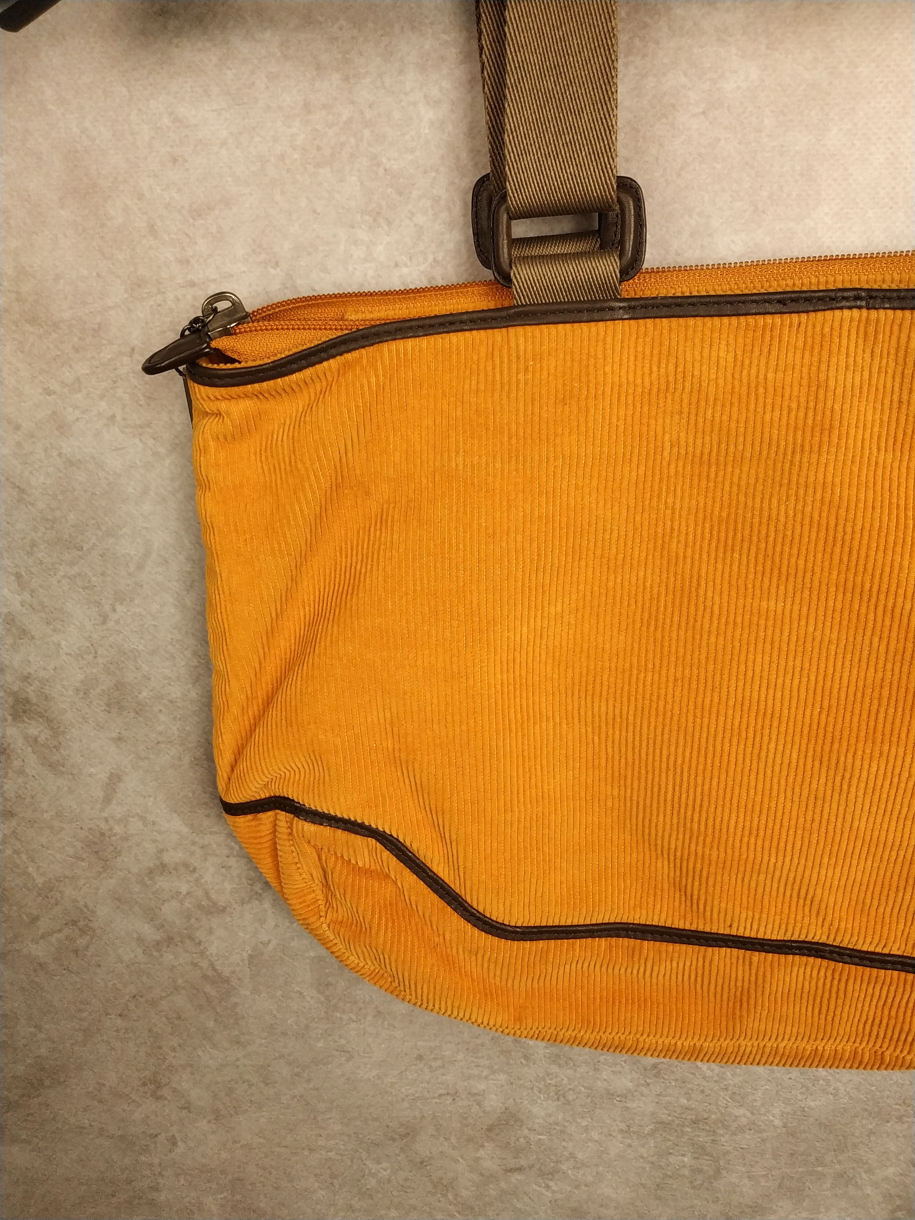 Lacoste Vintage LACOSTE BAG hobo Orange Corduroy Size ONE SIZE - 8 Thumbnail