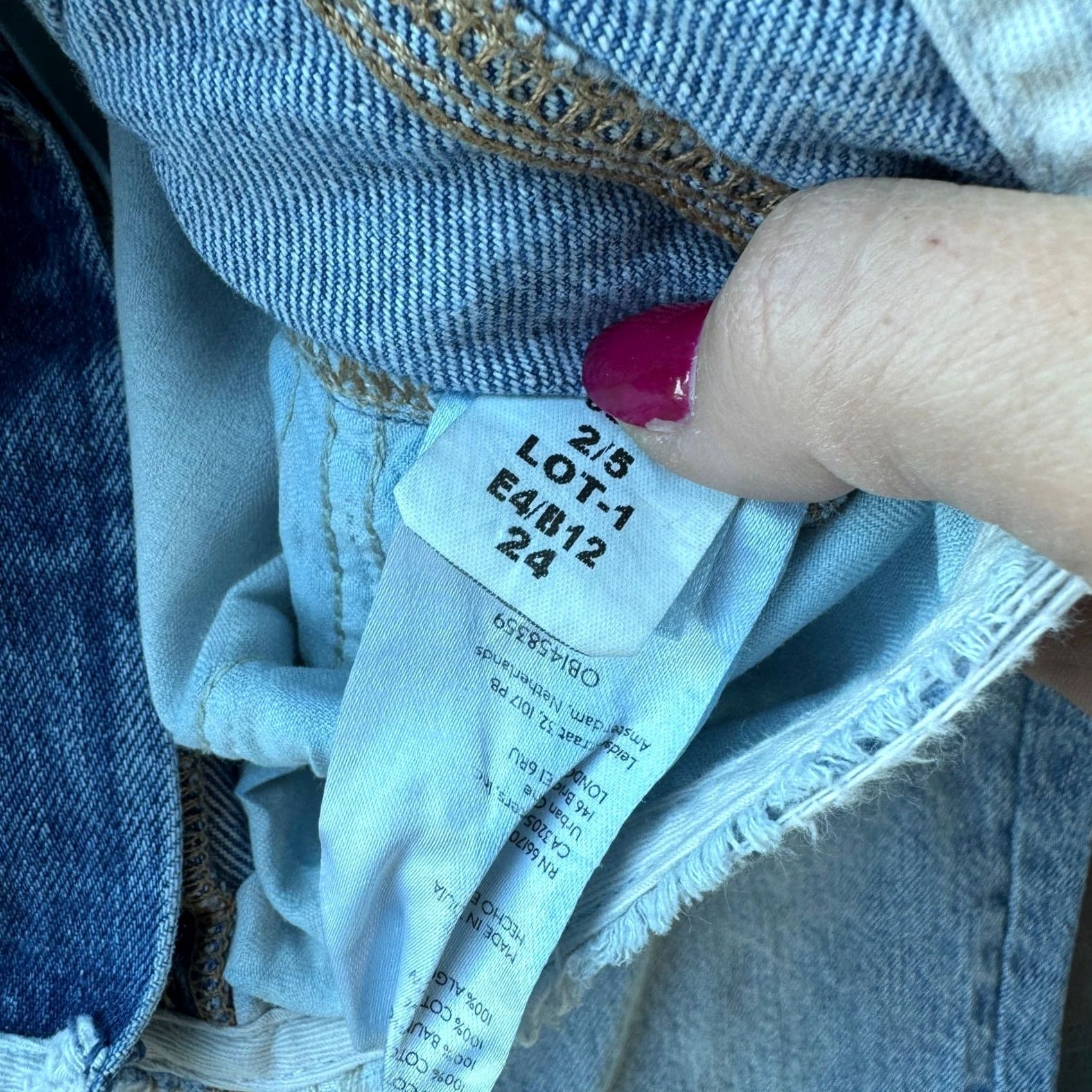 Free People VINTAGE We The Free People Low Rise Distressed Straight Leg Cotton Jeans 24 Blue Womens Jeans Size 42" / US 20 - 4 Thumbnail