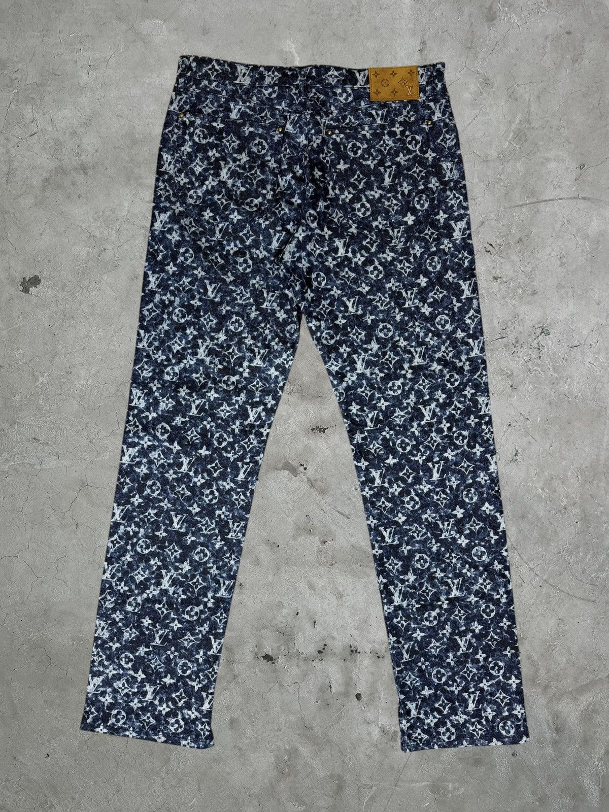 Louis Vuitton Louis Vuitton Monogram Denims Size US 31 - 2 Thumbnail
