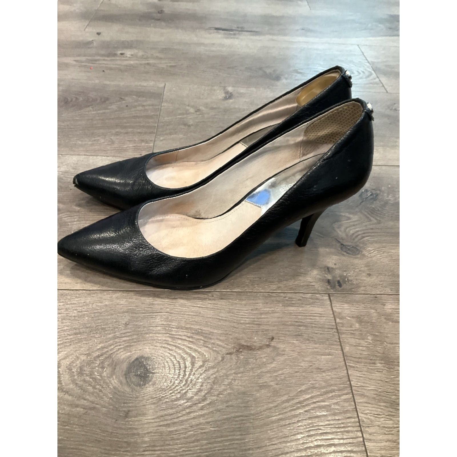 Vintage VINTAGE Michael Kors Flex Patent-Leather Kitten-Heel Pump Black Size 9.5 Women Pumps Size US 8 / IT 38 - 3 Thumbnail