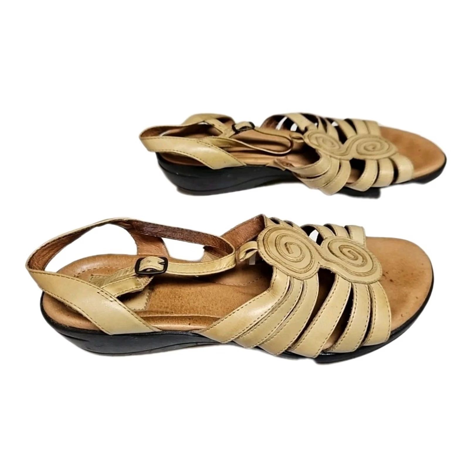 Clarks Clarks Artisan Leather Sandals Womens 10 Tan Strappy Slingback Comfort Walking Size US 10 / IT 40 - 2 Thumbnail