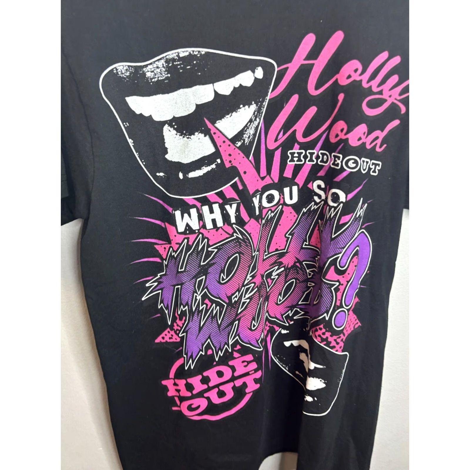 Vintage Hollywood Hideout T-Shirt Black Short Sleeve Men Medium Graphic Print 599 City Hipster Hollywood Vintage: No (adjusted per rules) Size US M / EU 48-50 / 2 - 2 Thumbnail
