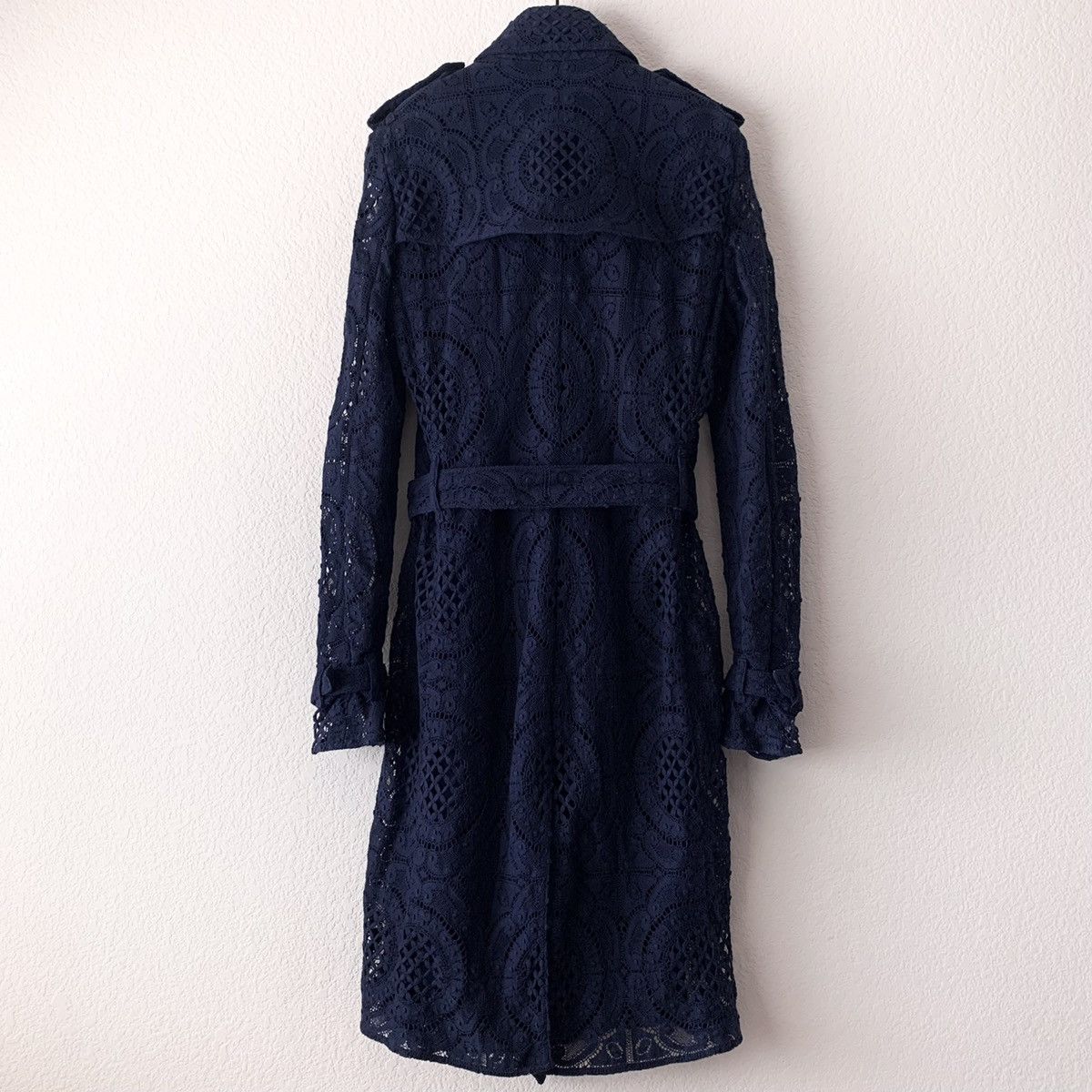 Burberry Burberry lace trench coat Size XS / US 0-2 / IT 36-38 - 19 Thumbnail