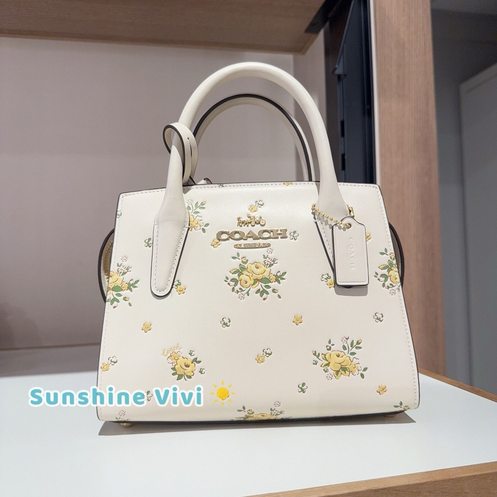 Coach NWT COACH Andrea Carryall Bag Floral Print CAL46 Gold/Chalk Size ONE SIZE - 1 Thumbnail