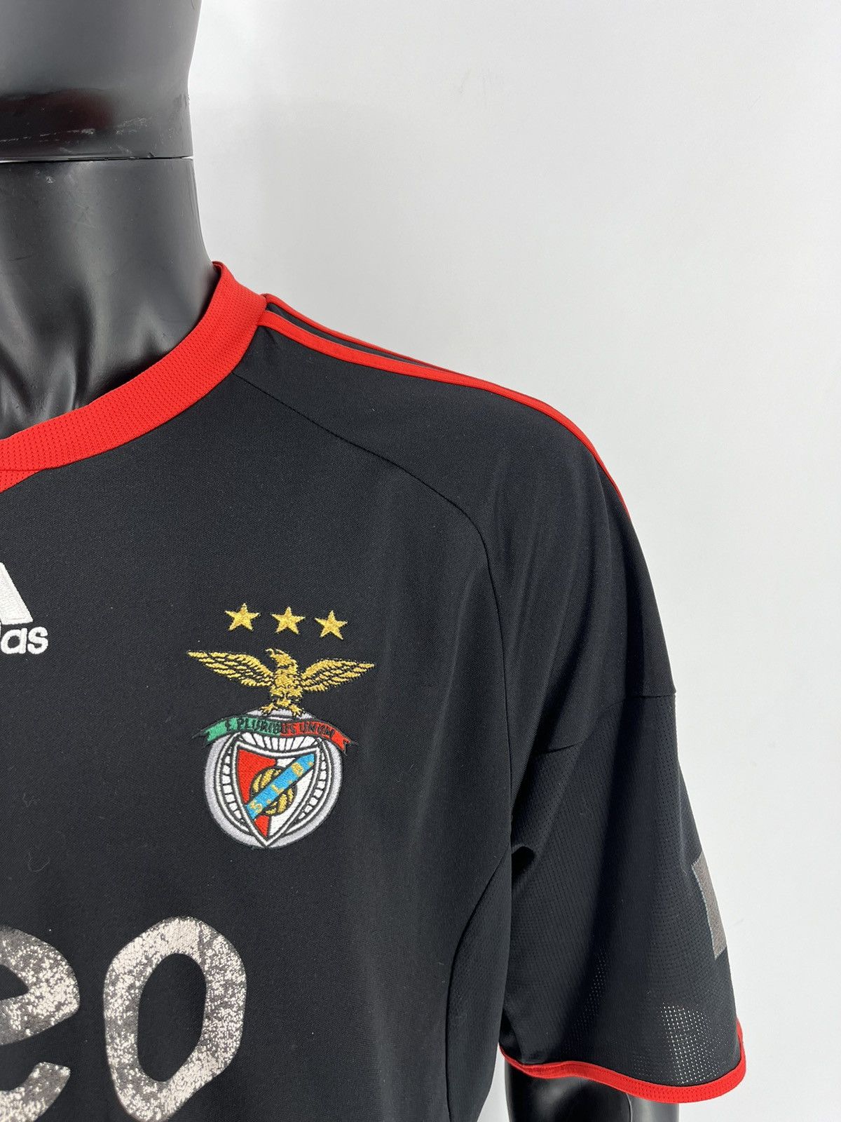 Adidas Vintage Retro Benfica 2009/10 Away Jersey Size US XL / EU 56 / 4 - 5 Thumbnail