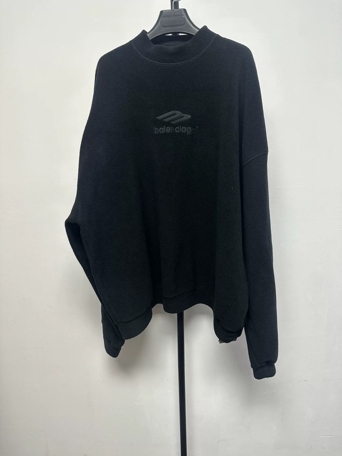 Balenciaga Balenciaga Printed Crewneck Long-Sleeve Sweatshirt Size US M / EU 48-50 / 2 - 1 Thumbnail