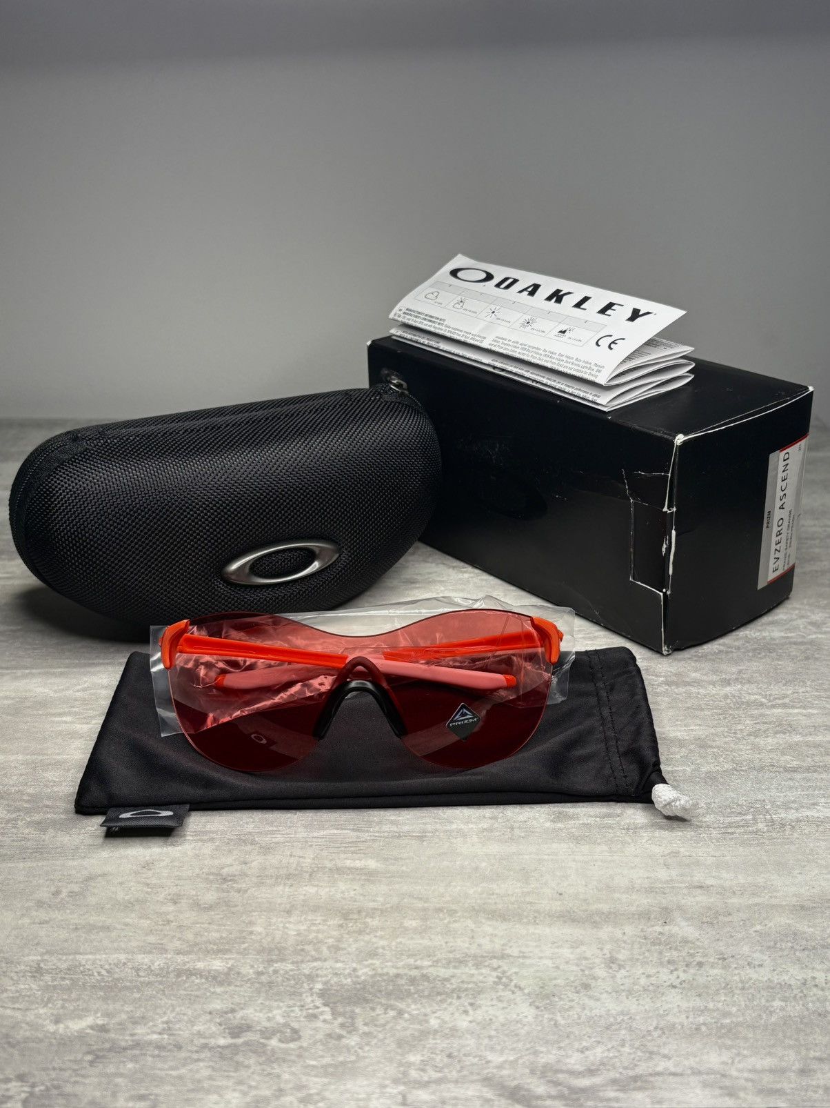 Oakley Oakley EVZero Ascend Safety Orange / Prizm Peach Glasses Size ONE SIZE - 18 Thumbnail
