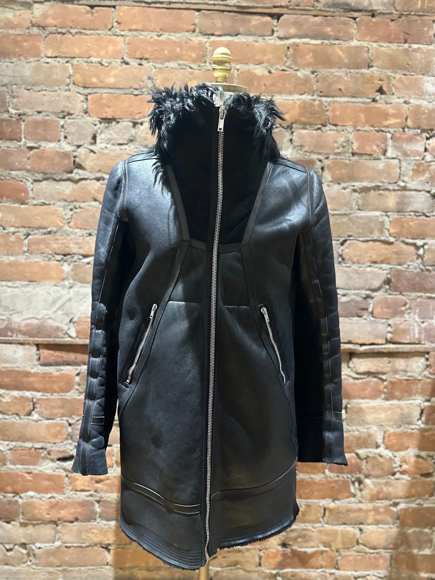 Rick Owens Rick Owens Shearling-Lined Coat - Black Fur Neck Size US M / EU 48-50 / 2 - 3 Thumbnail