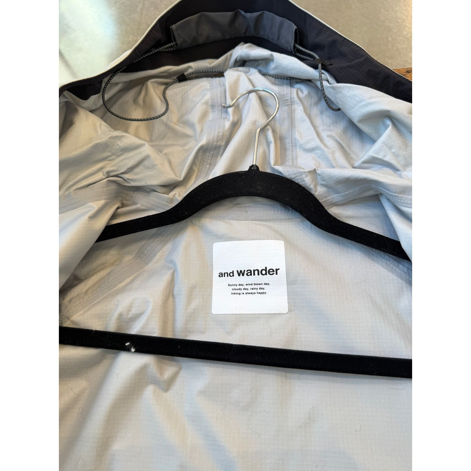 And Wander and wander EVent Dropping Pocket Rain Jacket Size US L / EU 52-54 / 3 - 6 Thumbnail