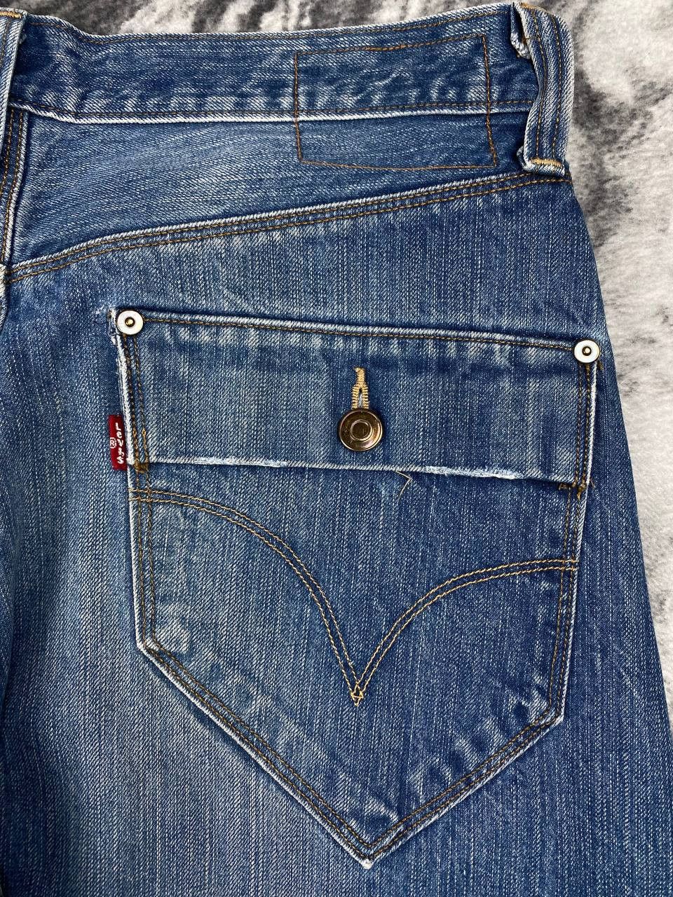 Levi's Vintage Levi’s Engineered Twisted Seams Cinch Denim Jeans Size US 31 - 5 Thumbnail