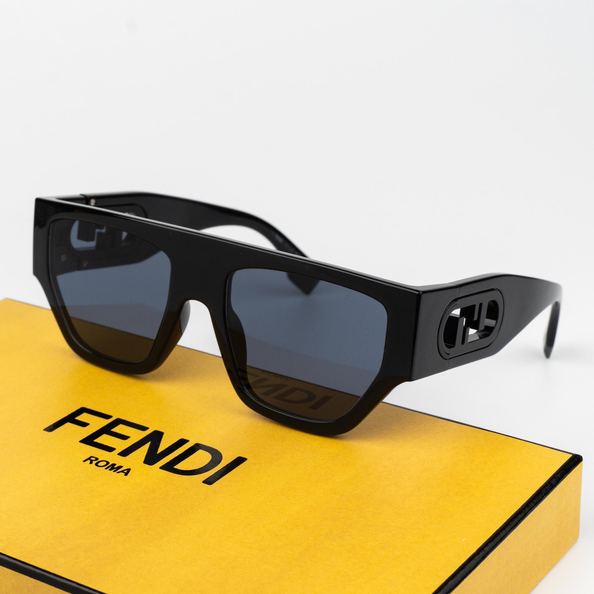 Fendi Fendi O'LOCK Women Sunglasses FE40108U 01V BRAND NEW Size ONE SIZE - 2 Thumbnail