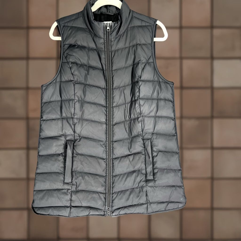 J. Jill VINTAGE J Jill Down Fill Long Quilted Puffer Vest Black Nylon M Women's Quilted Pockets Zipper Full Zip Water Resistant Vest Size M / US 6-8 / IT 42-44 - 1 Thumbnail