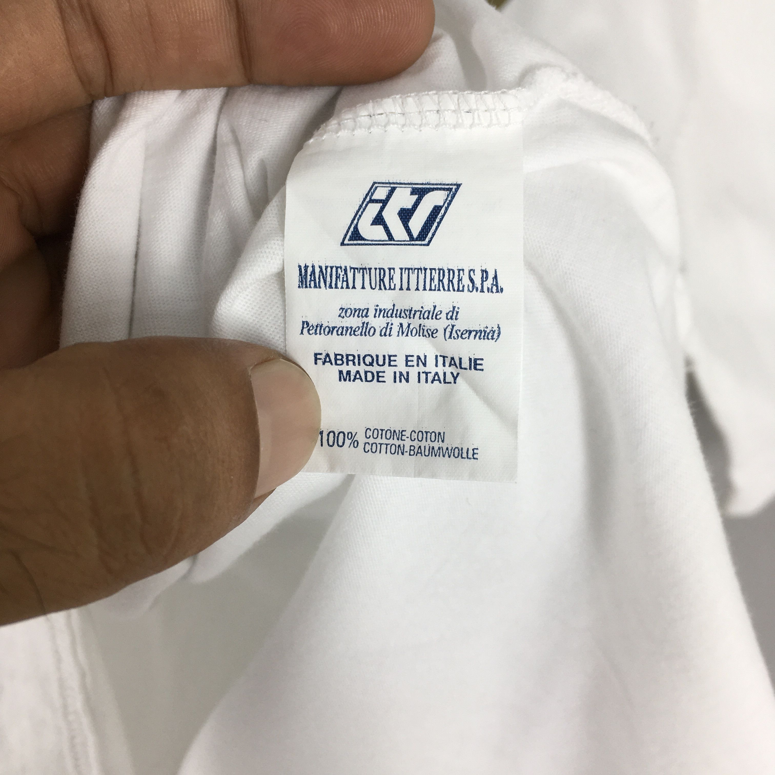 Versace Vintage 90s Versace Jeans Couture Werner White Tshirt Large Size US L / EU 52-54 / 3 - 5 Thumbnail