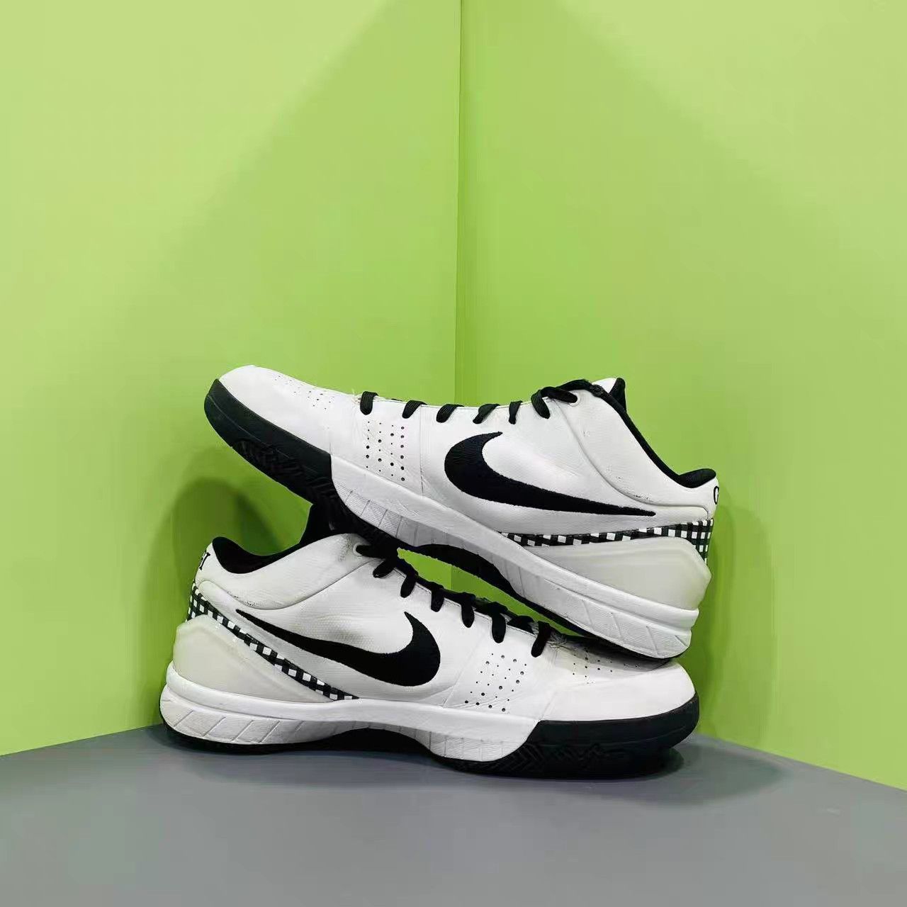 Nike Nike Kobe 4 Protro "Mambacita" Basketball Shoes K15 Size US 12.5 / EU 45-46 - 5 Thumbnail